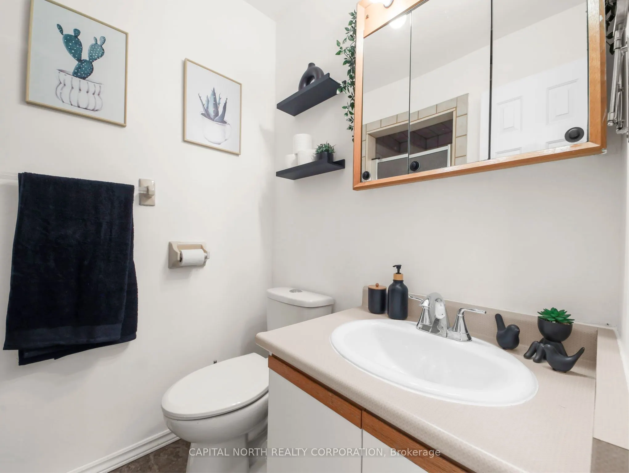 618 Barton Street, #9