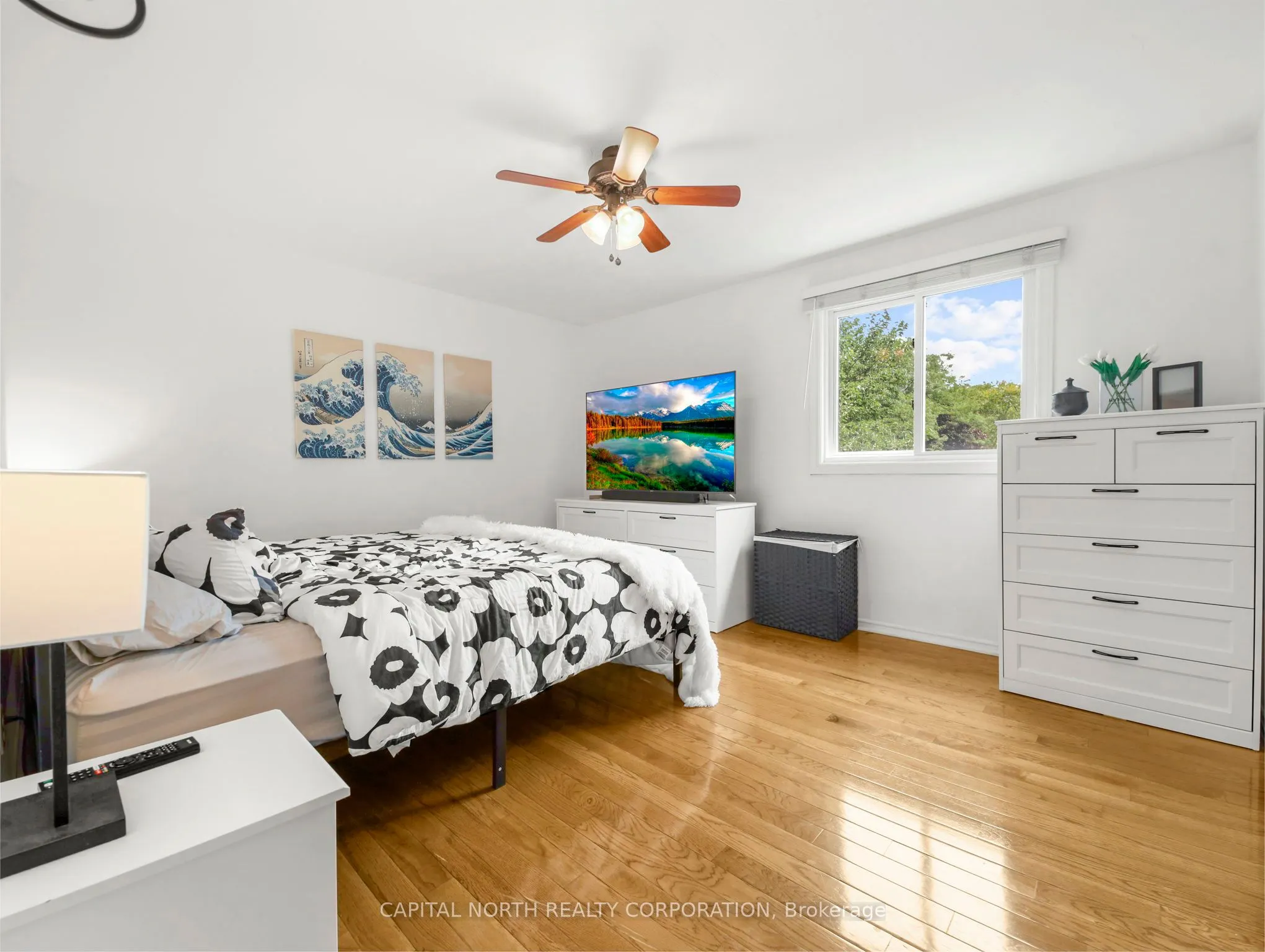 618 Barton Street, #9