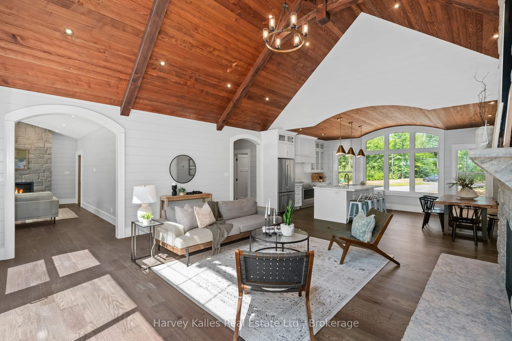 1204 Seabreeze Road