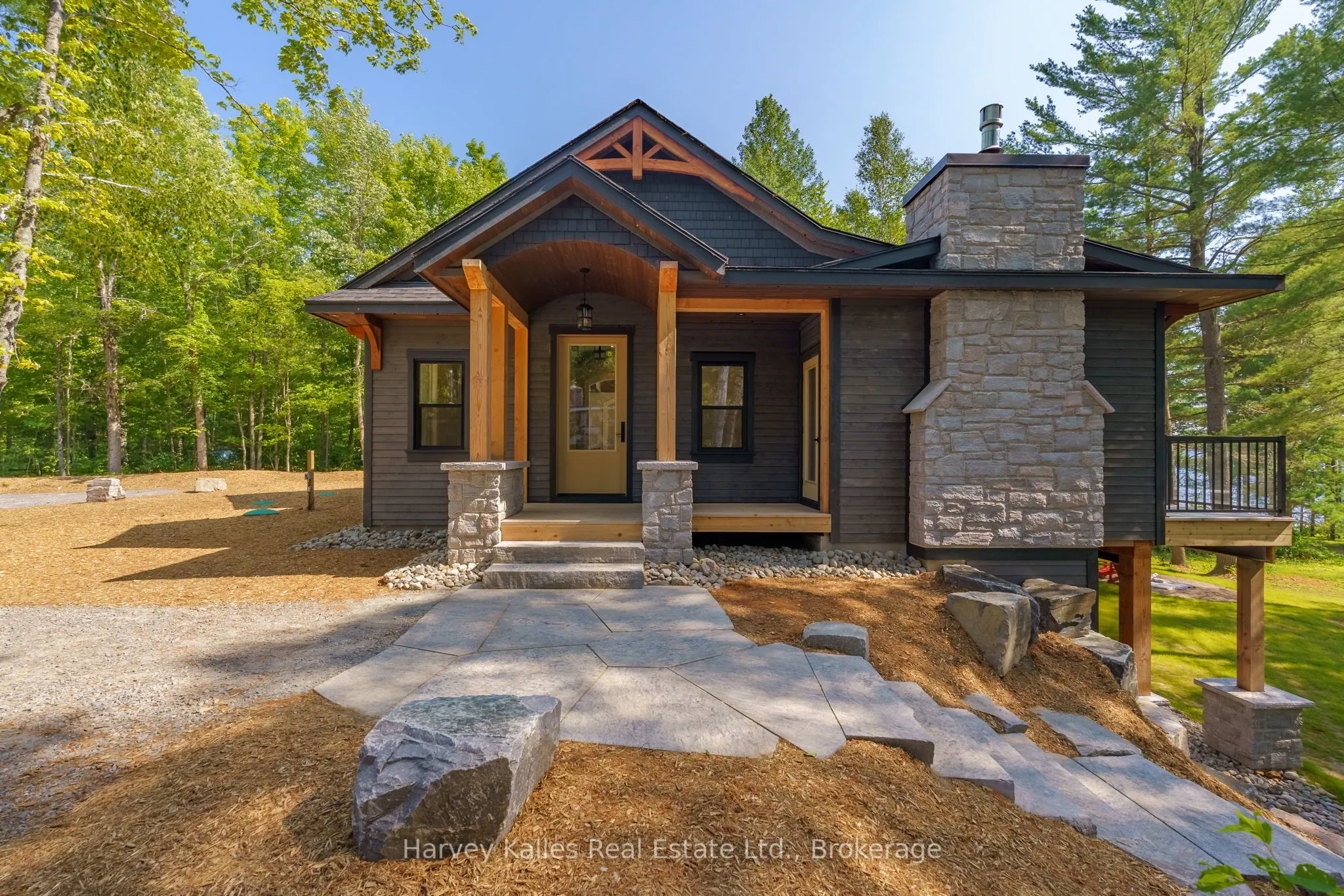 1204 Seabreeze Road