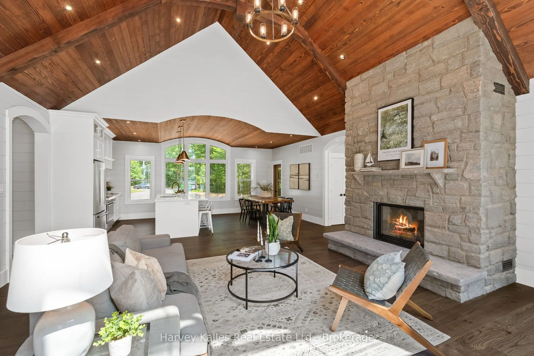 1204 Seabreeze Road