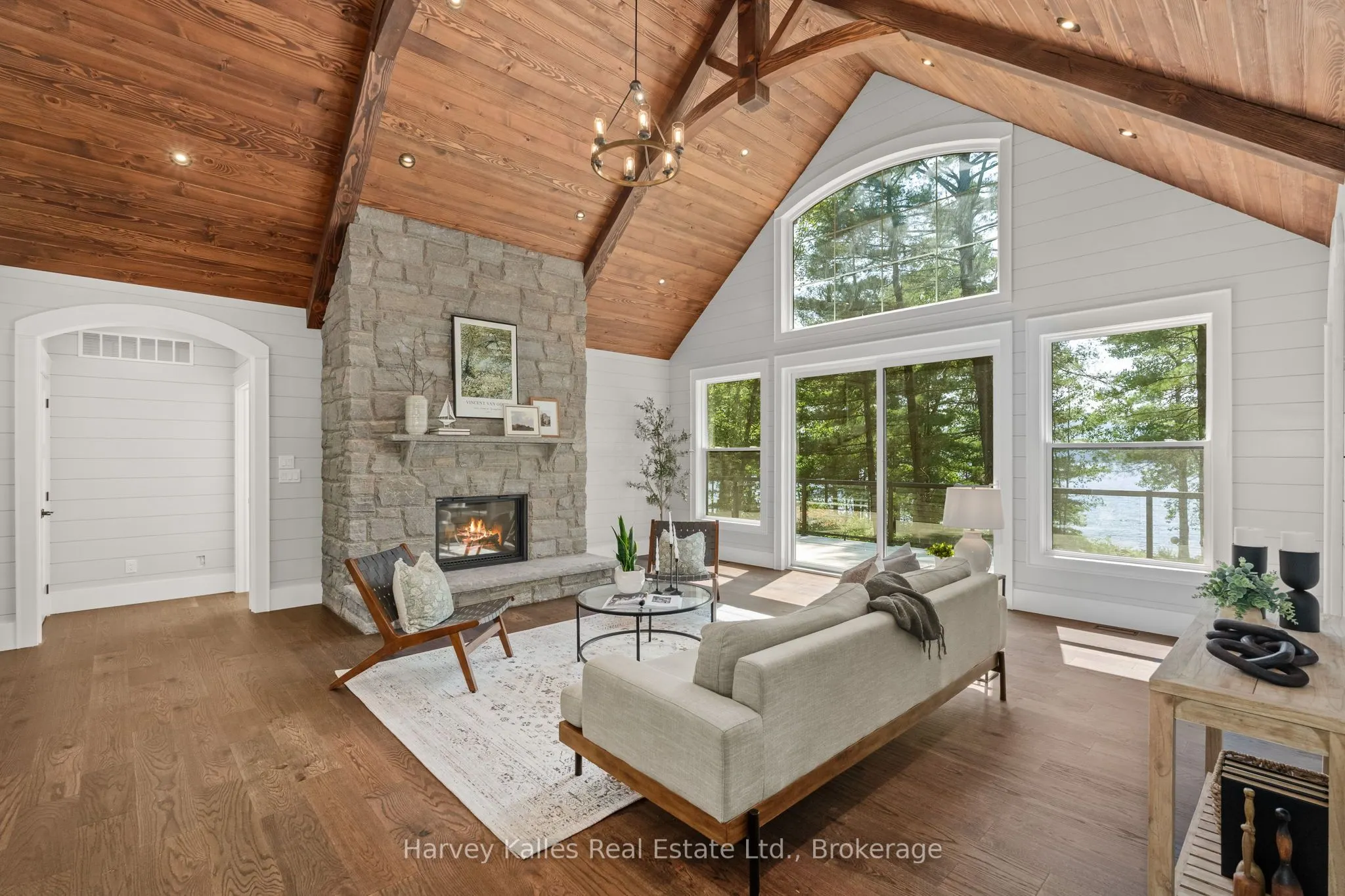 1204 Seabreeze Road