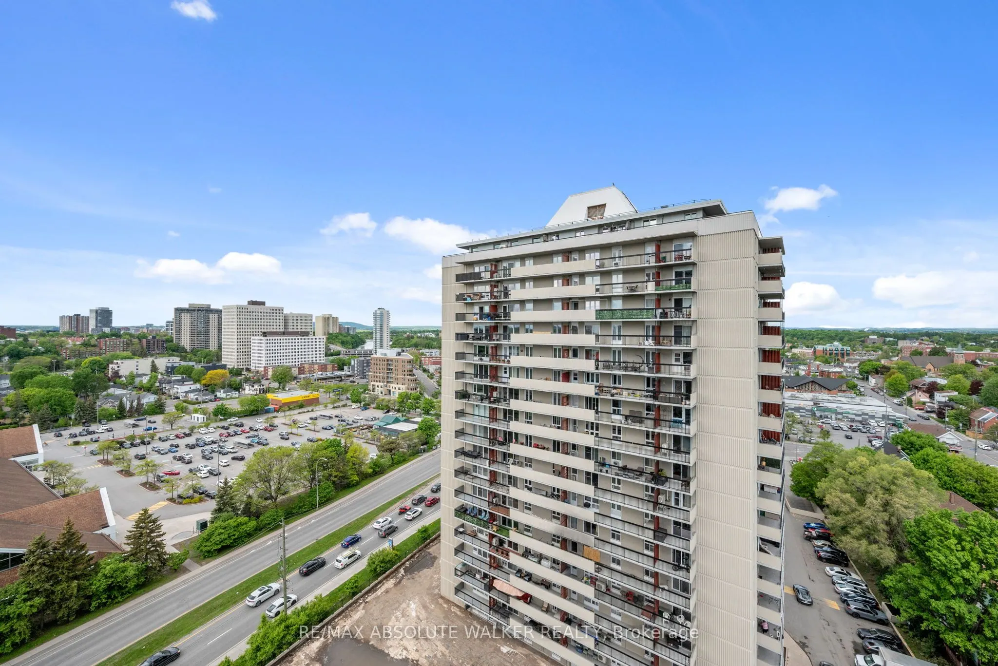 158C McArthur Avenue, #1606