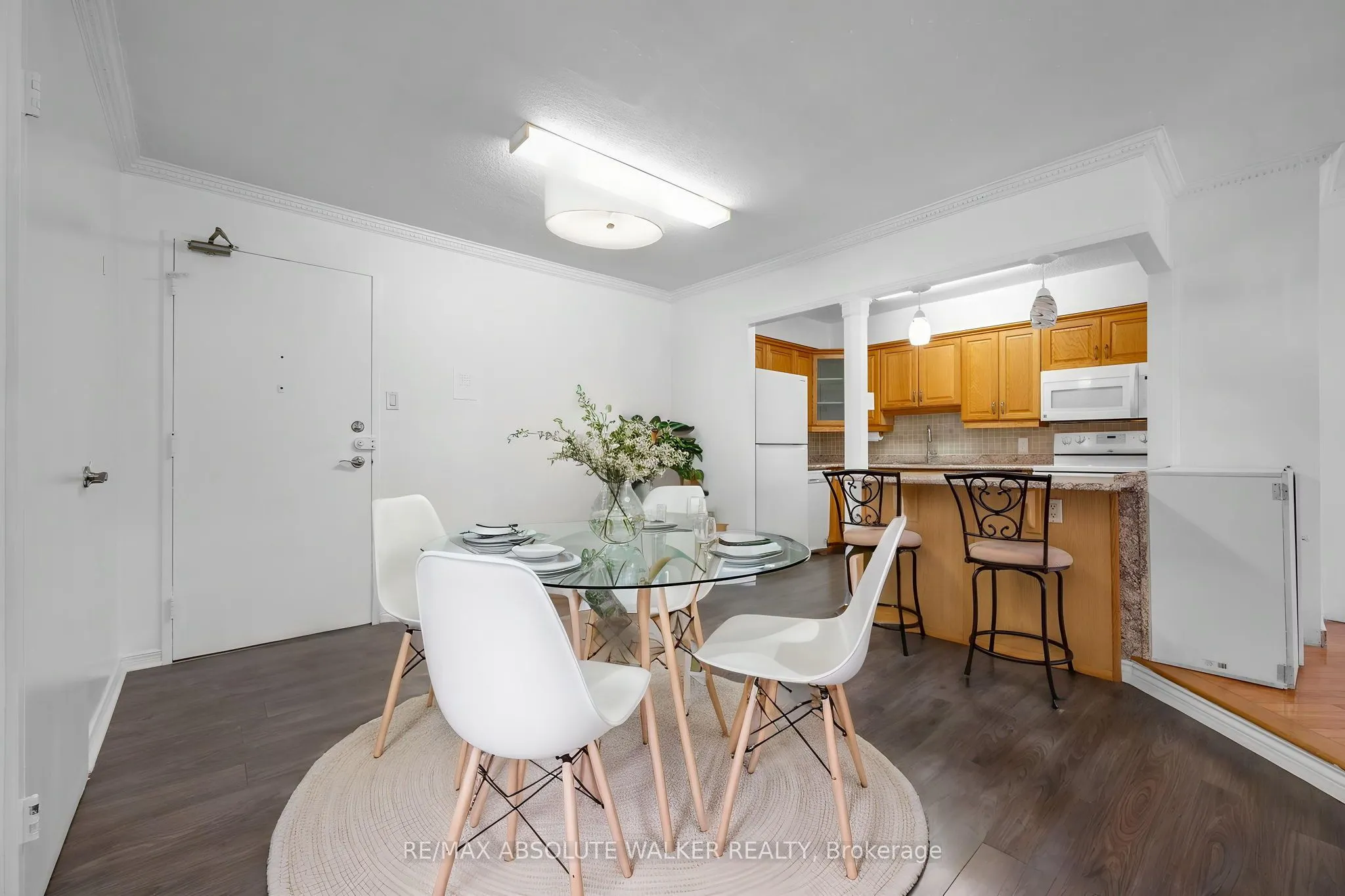 158C McArthur Avenue, #1606