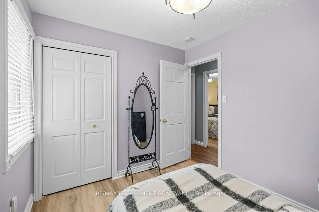 44 CEDARLAND Drive