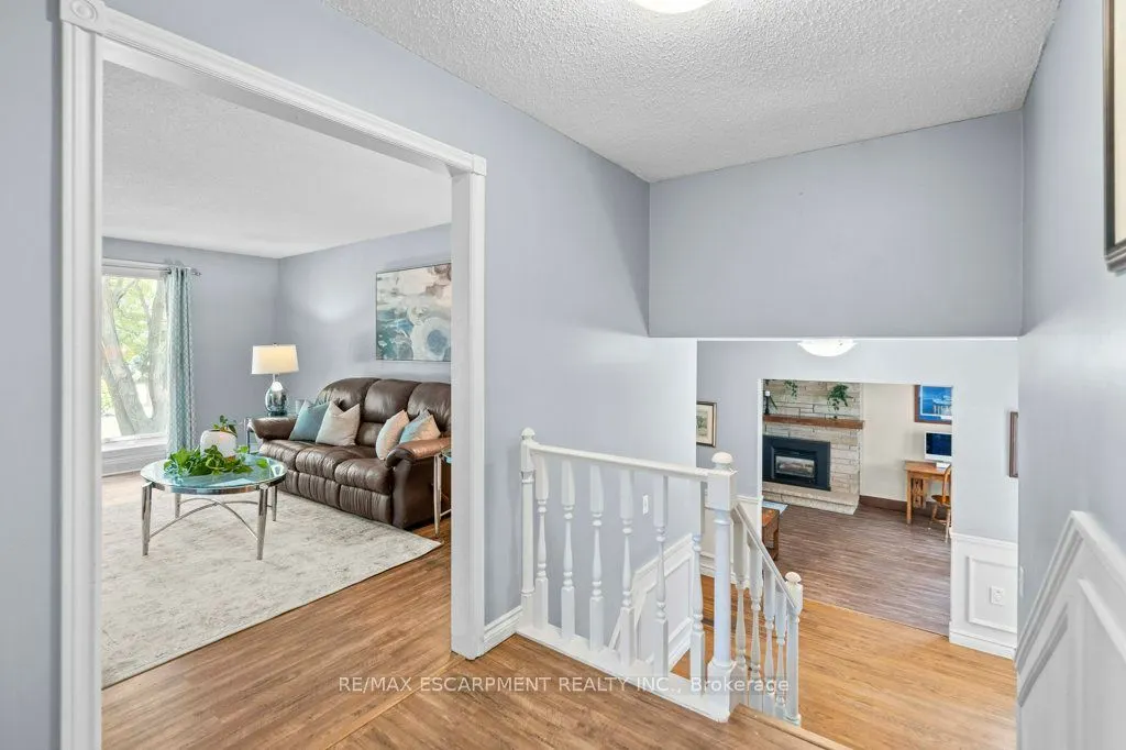 44 CEDARLAND Drive