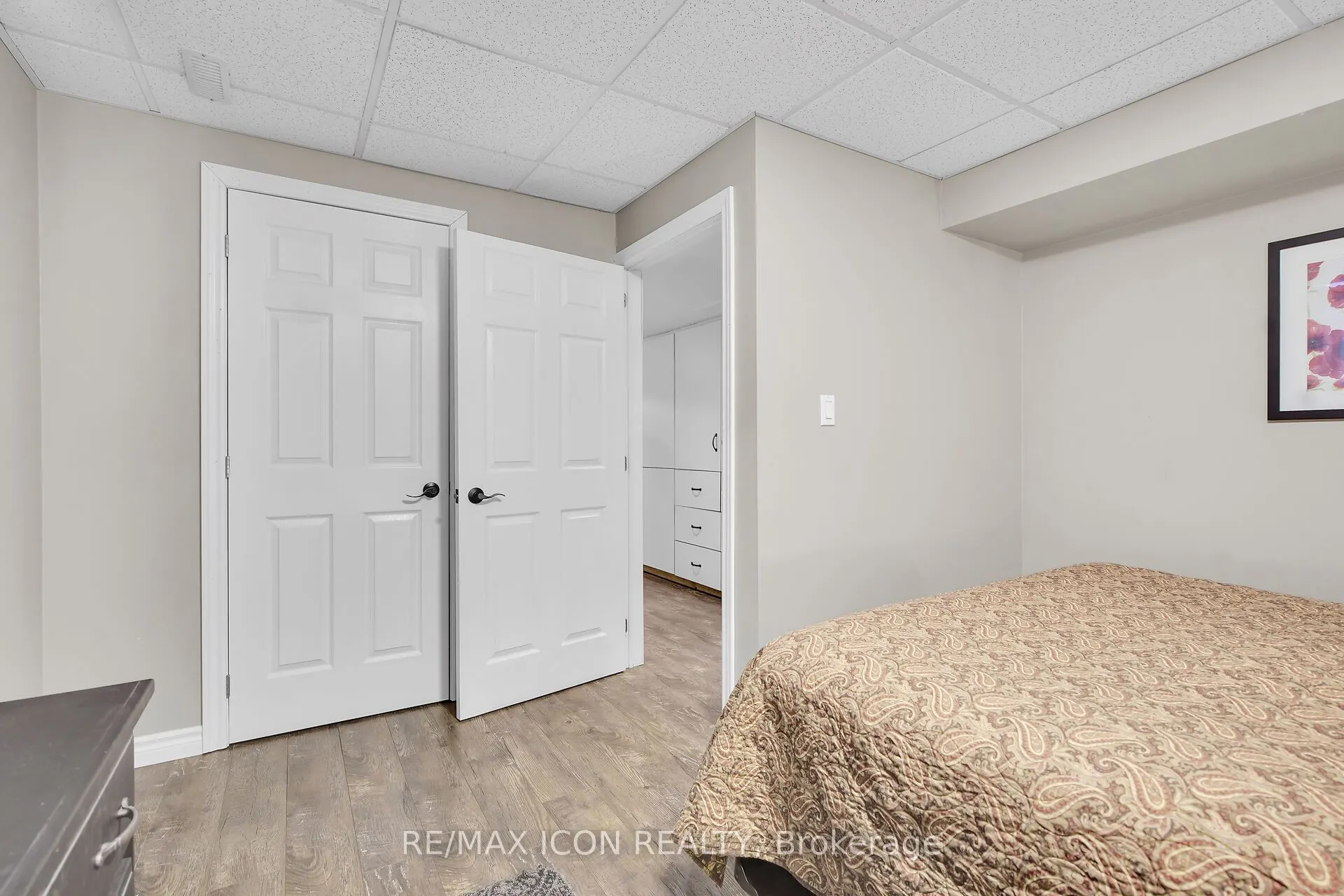 17 Tanager Place