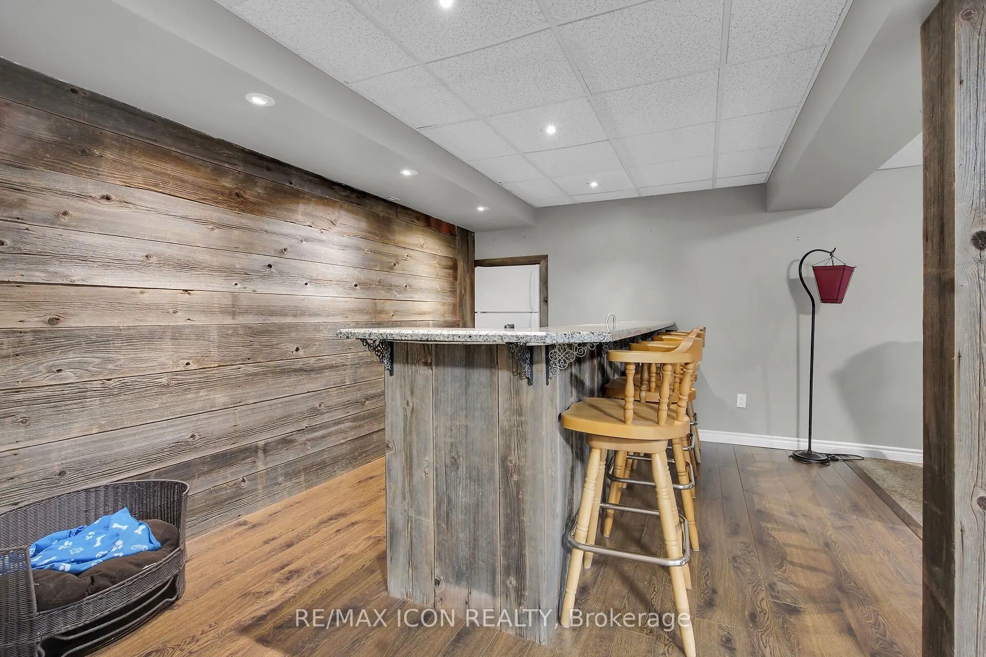 17 Tanager Place
