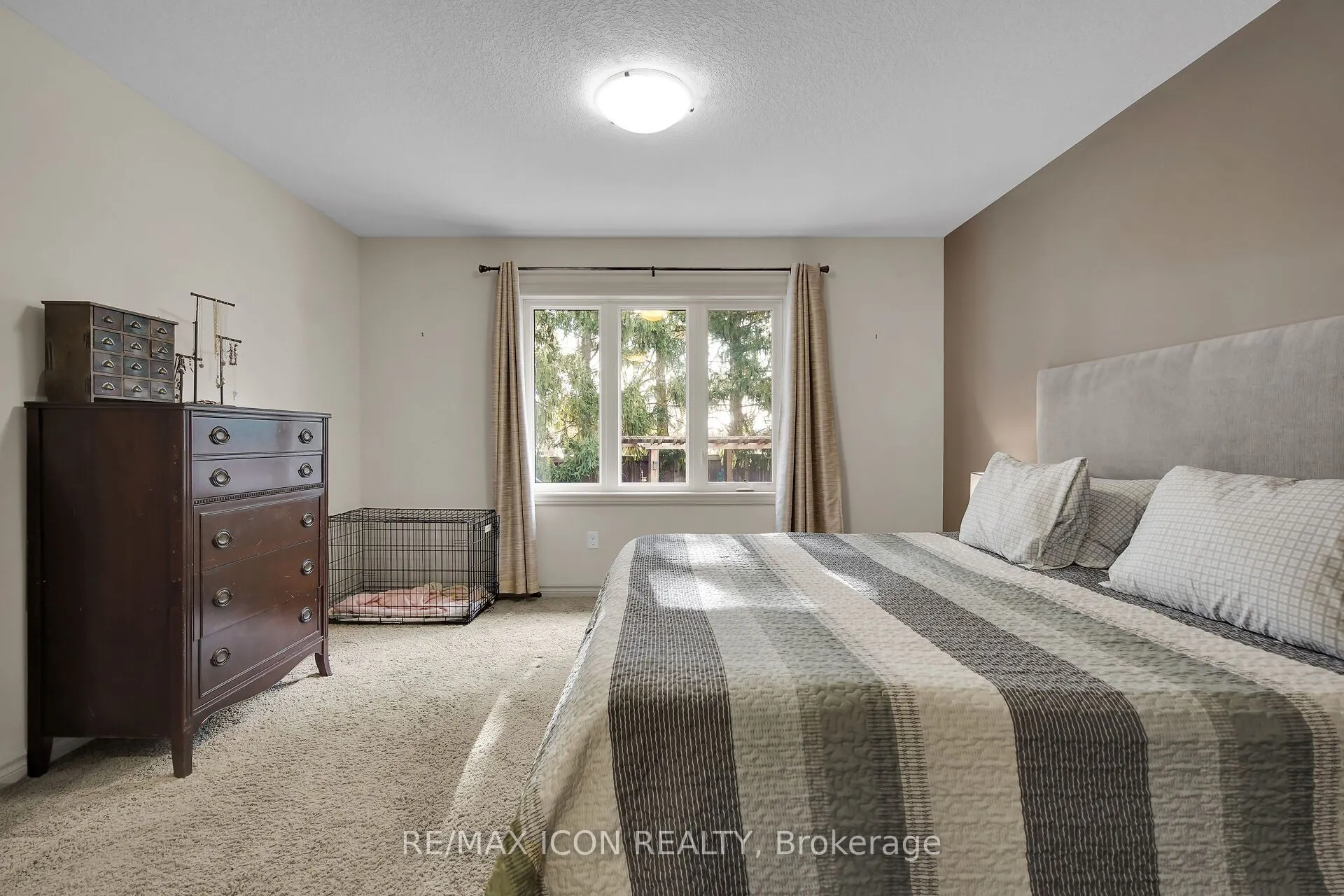 17 Tanager Place