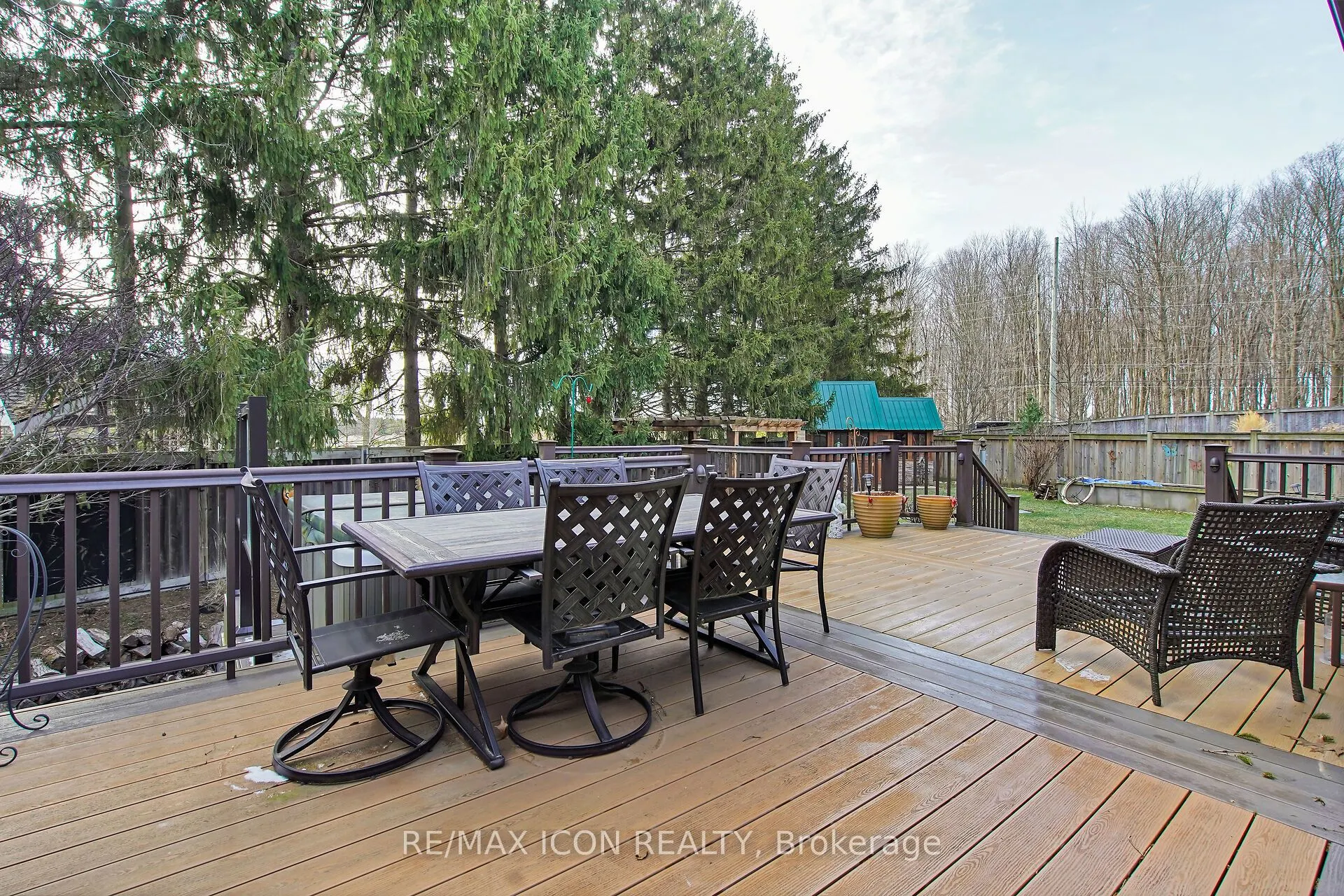 17 Tanager Place