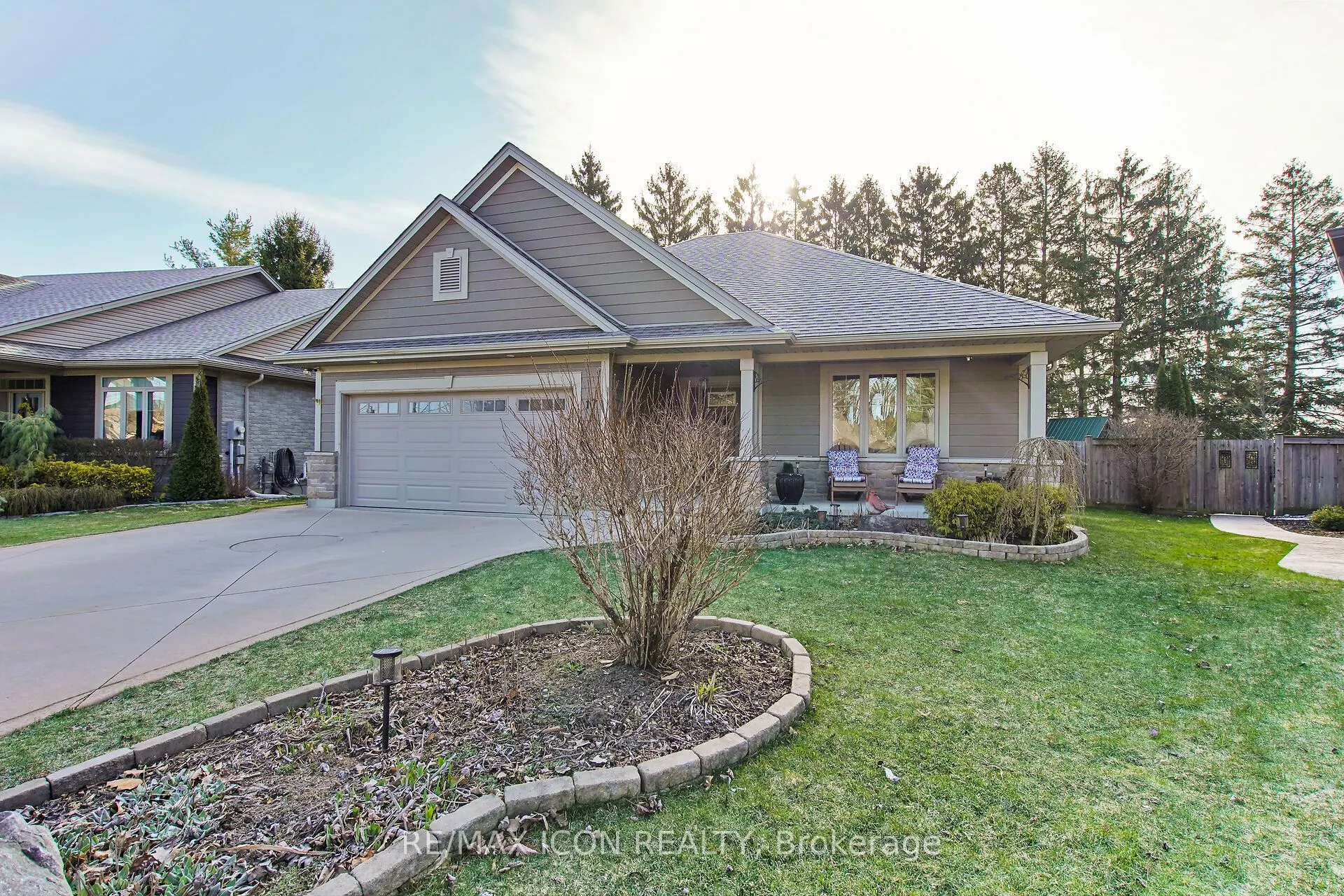 17 Tanager Place
