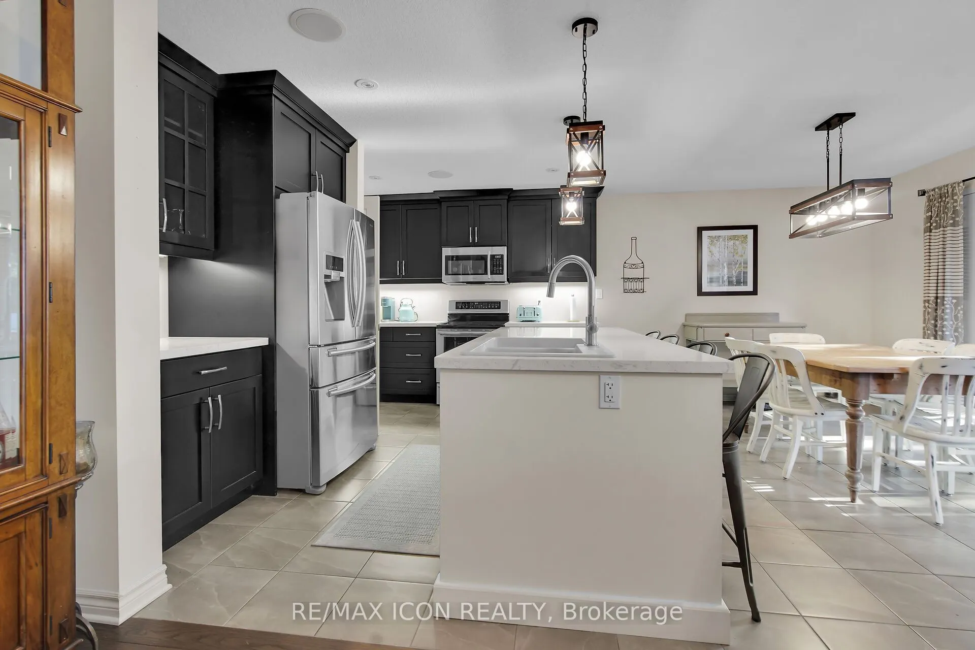 17 Tanager Place