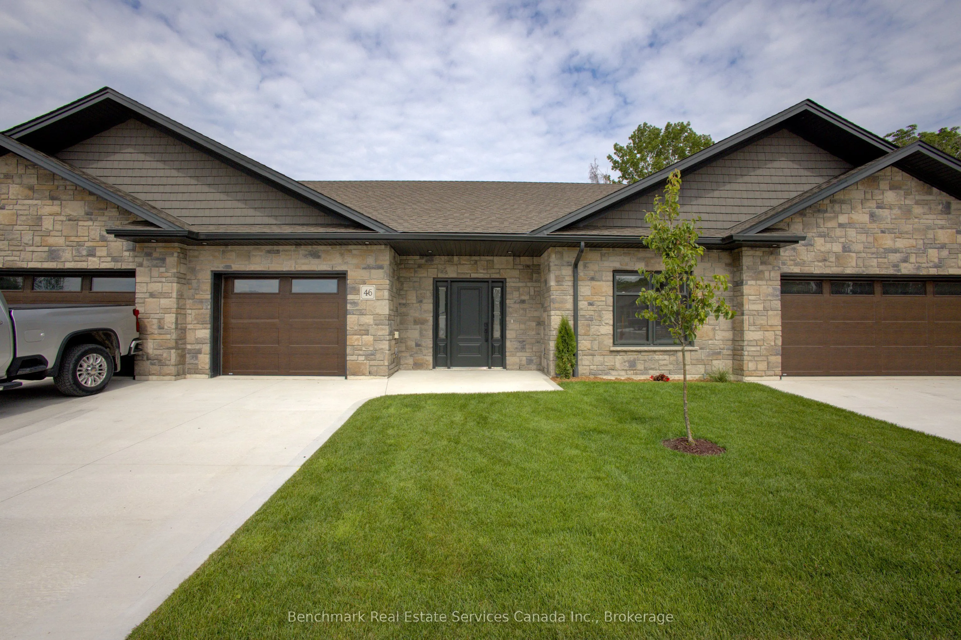 1182 Queen Street #38