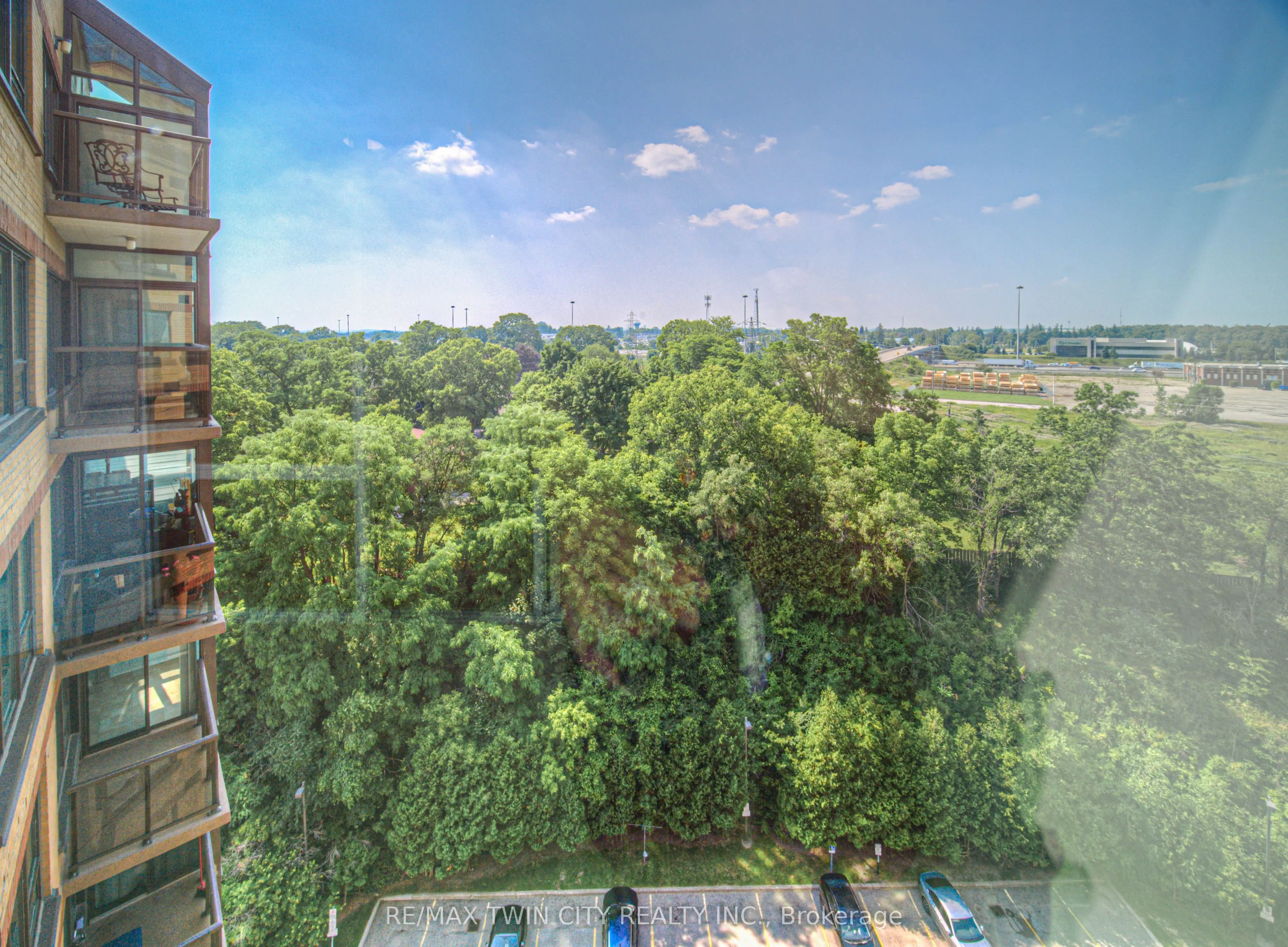 237 King Street W, #1207