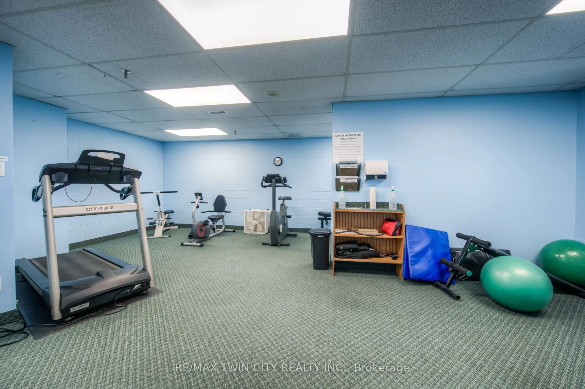 237 King Street W, #1207