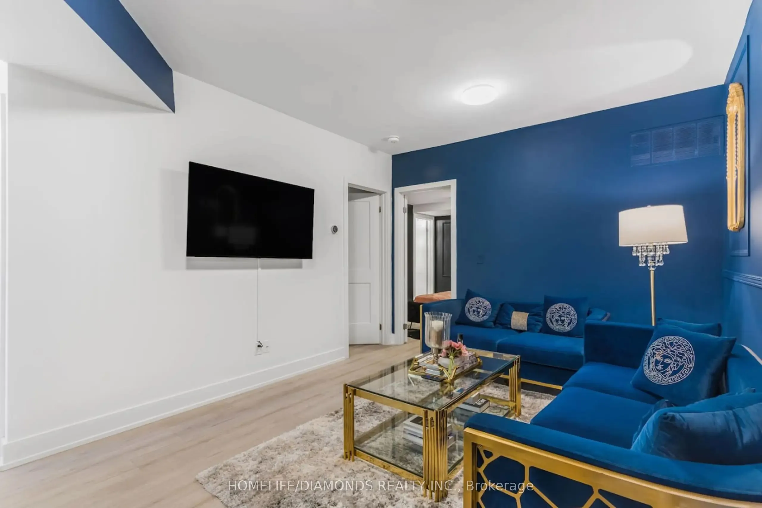 6065 MCLEOD Road, #101
