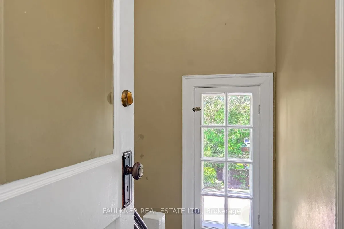 217 Glebe Avenue, #2
