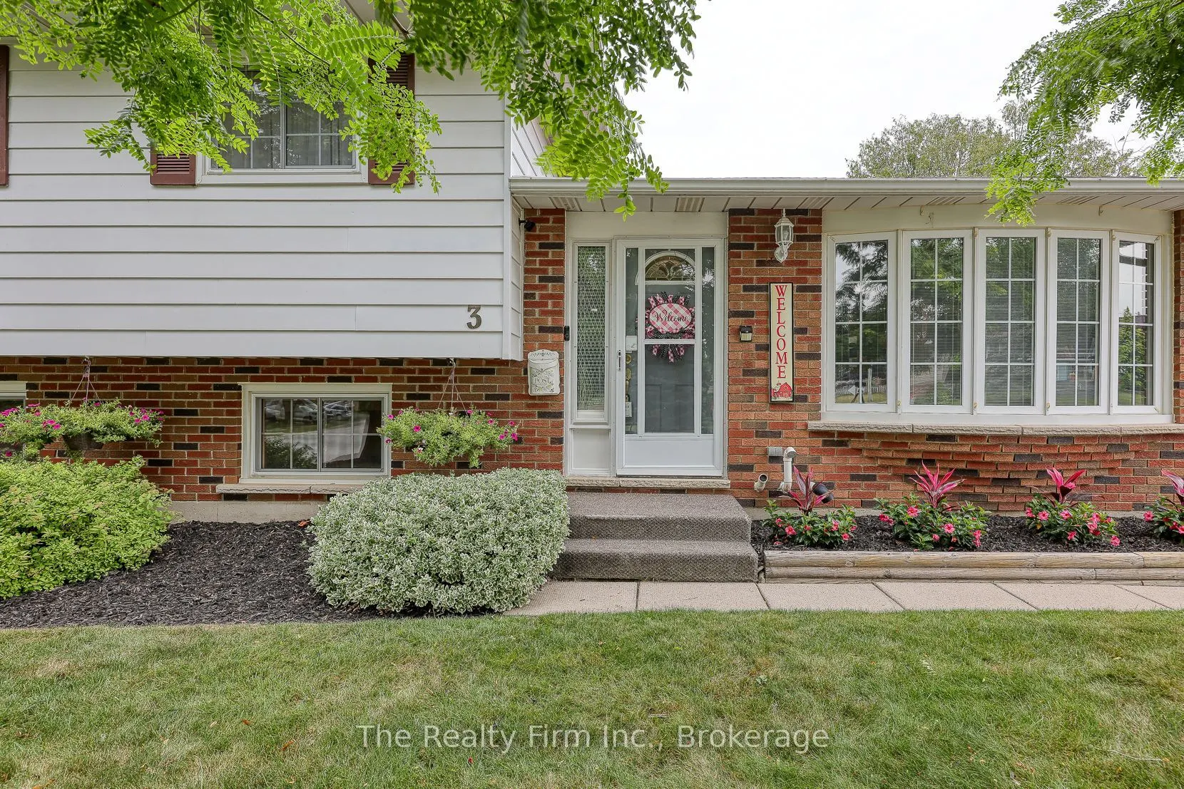 3 Greenwood Road