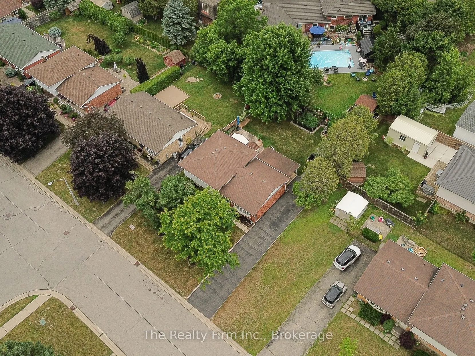 3 Greenwood Road