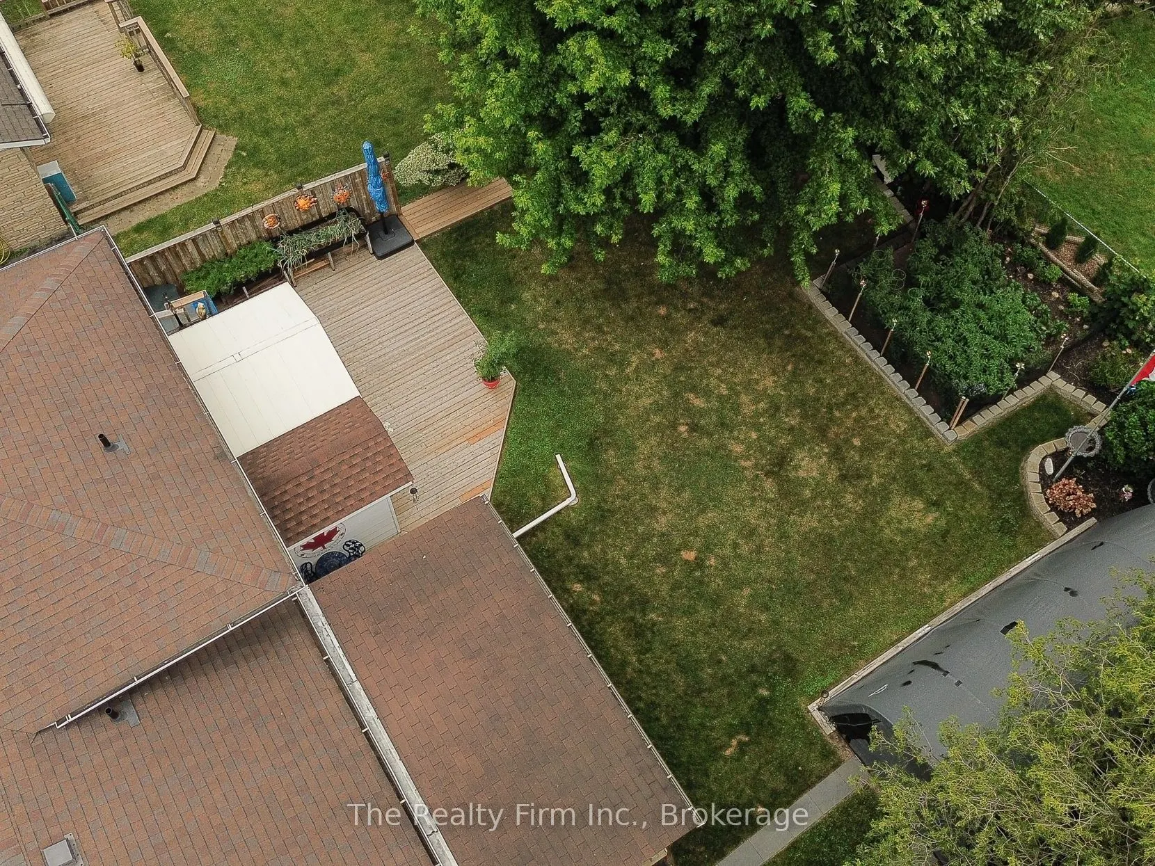 3 Greenwood Road
