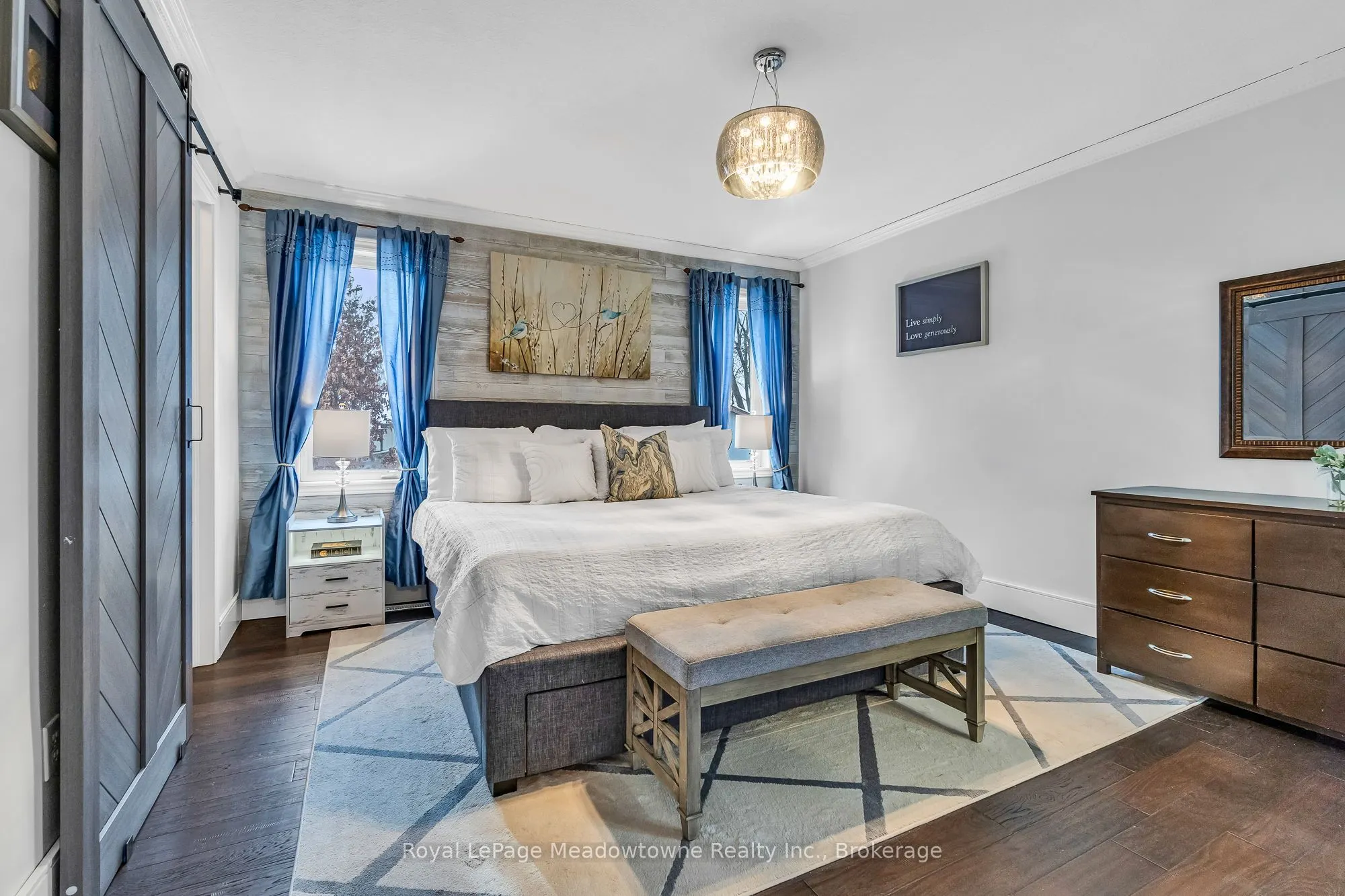 14 Atto Drive
