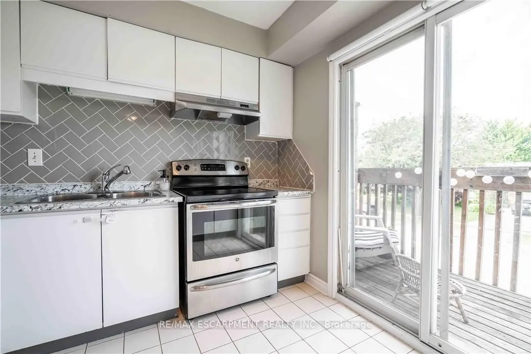 1155 Paramount Drive, #13