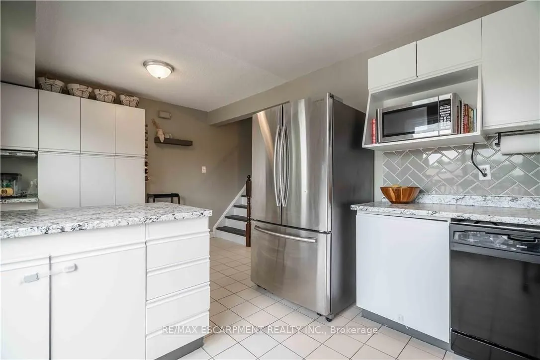 1155 Paramount Drive, #13