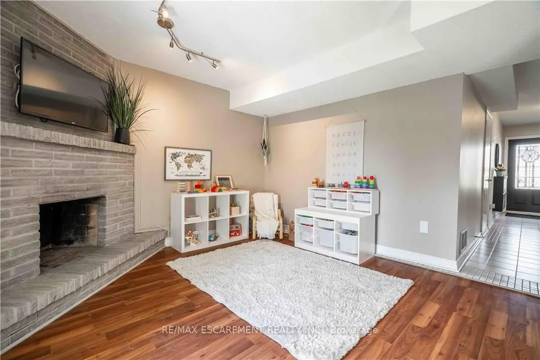 1155 Paramount Drive, #13