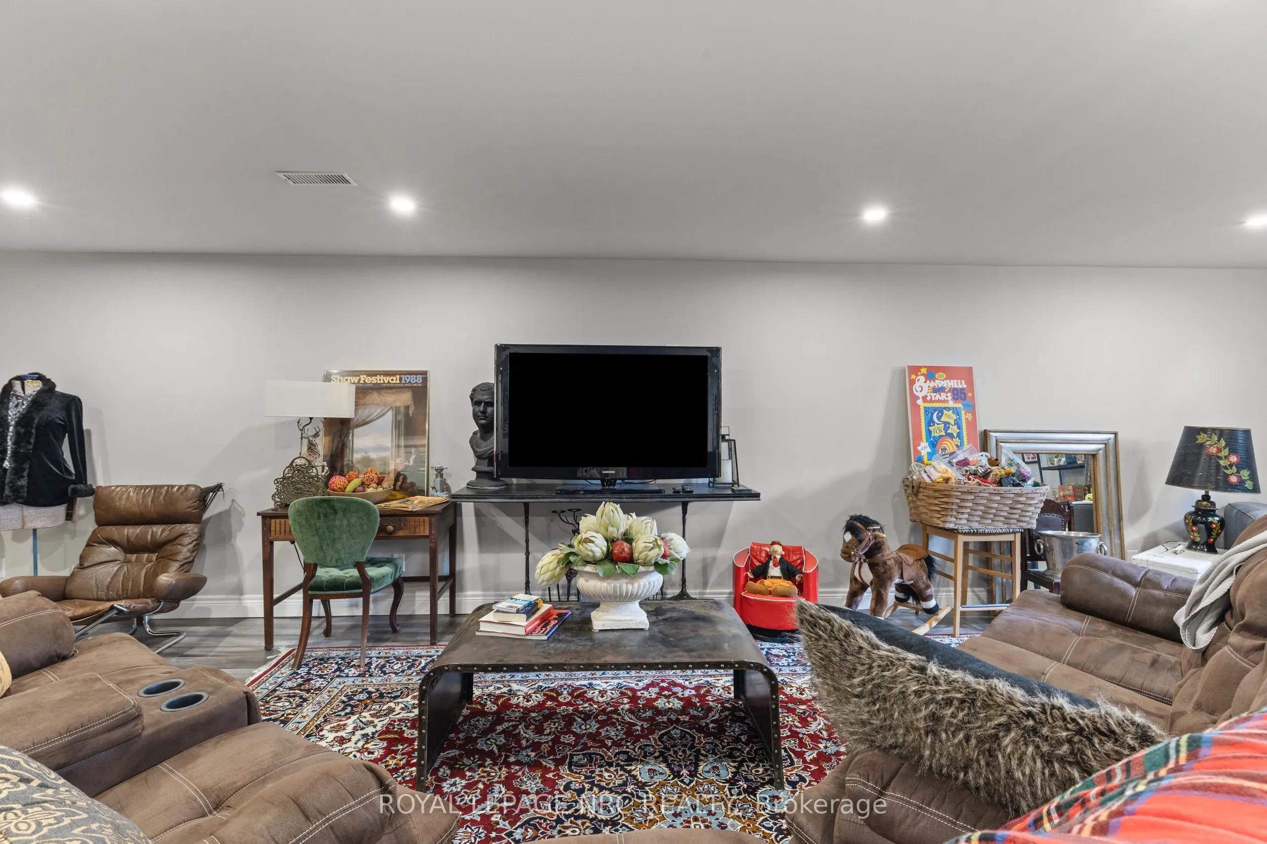1 Karsam Court
