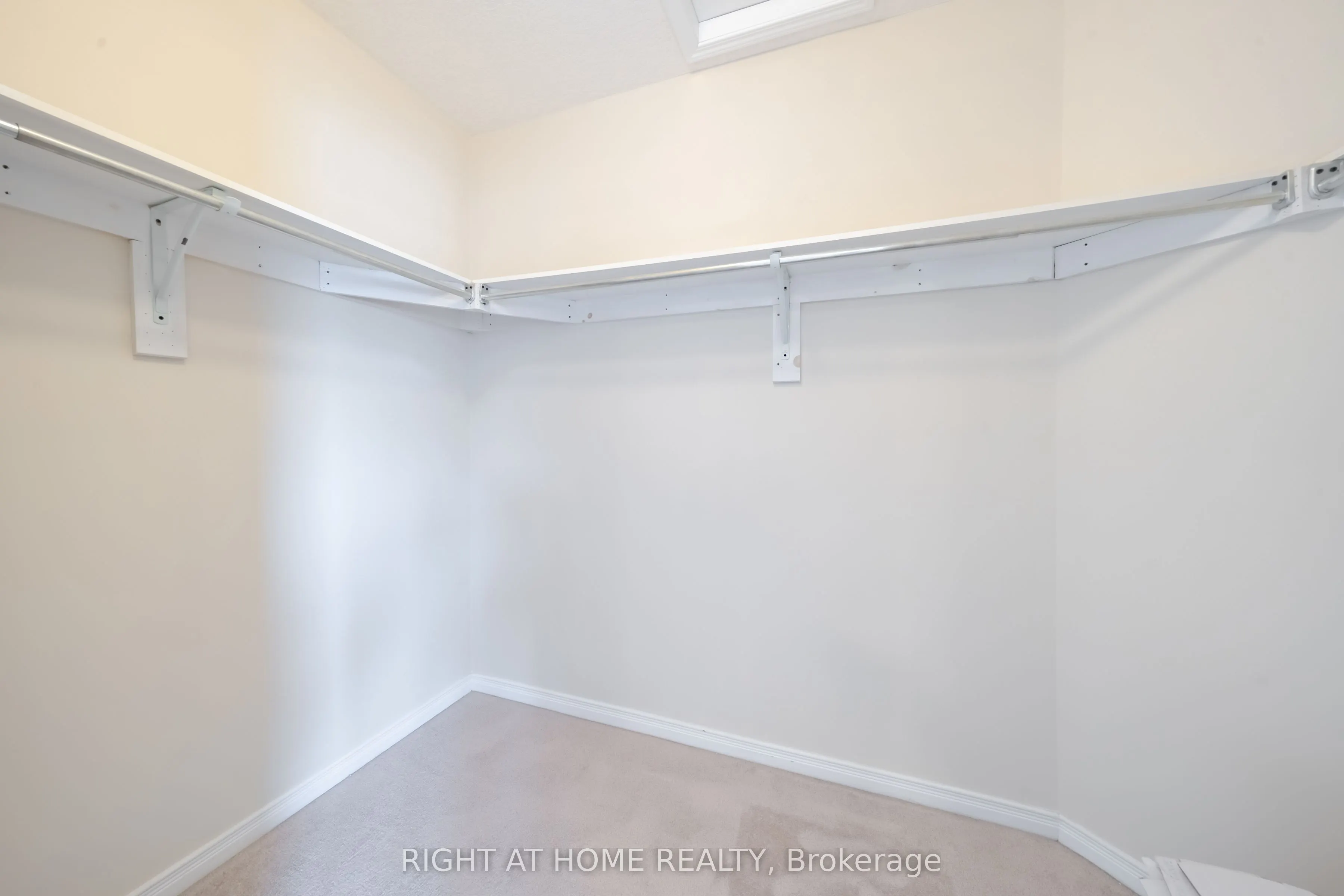 148 Whitwell Way