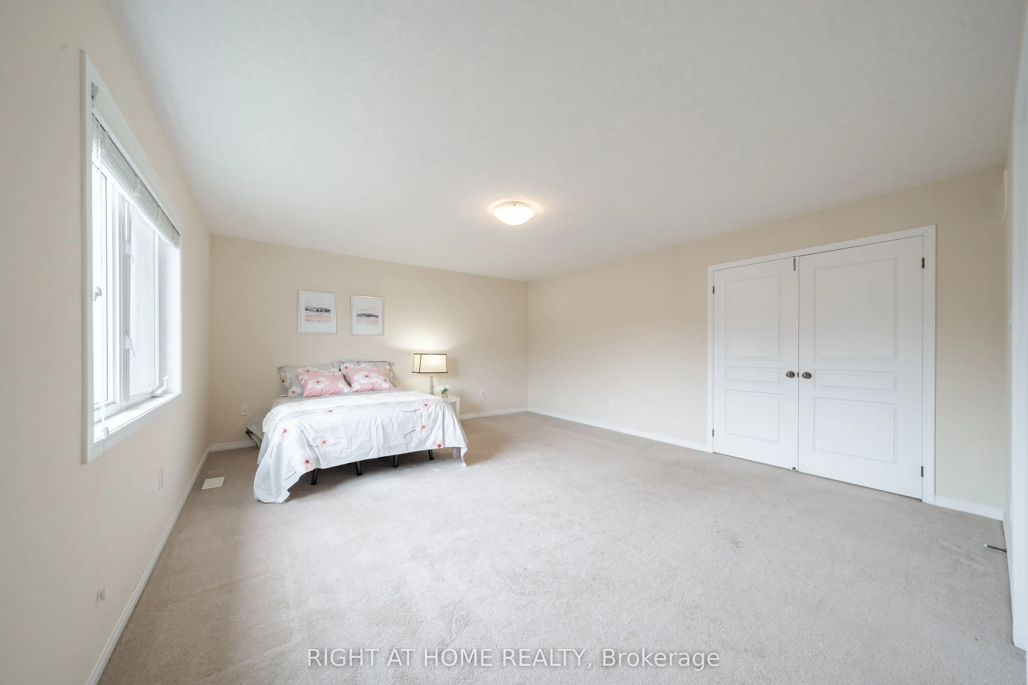 148 Whitwell Way