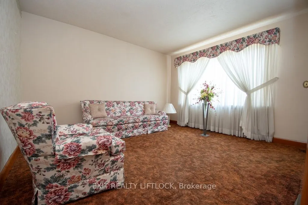 2537 Bensfort Road