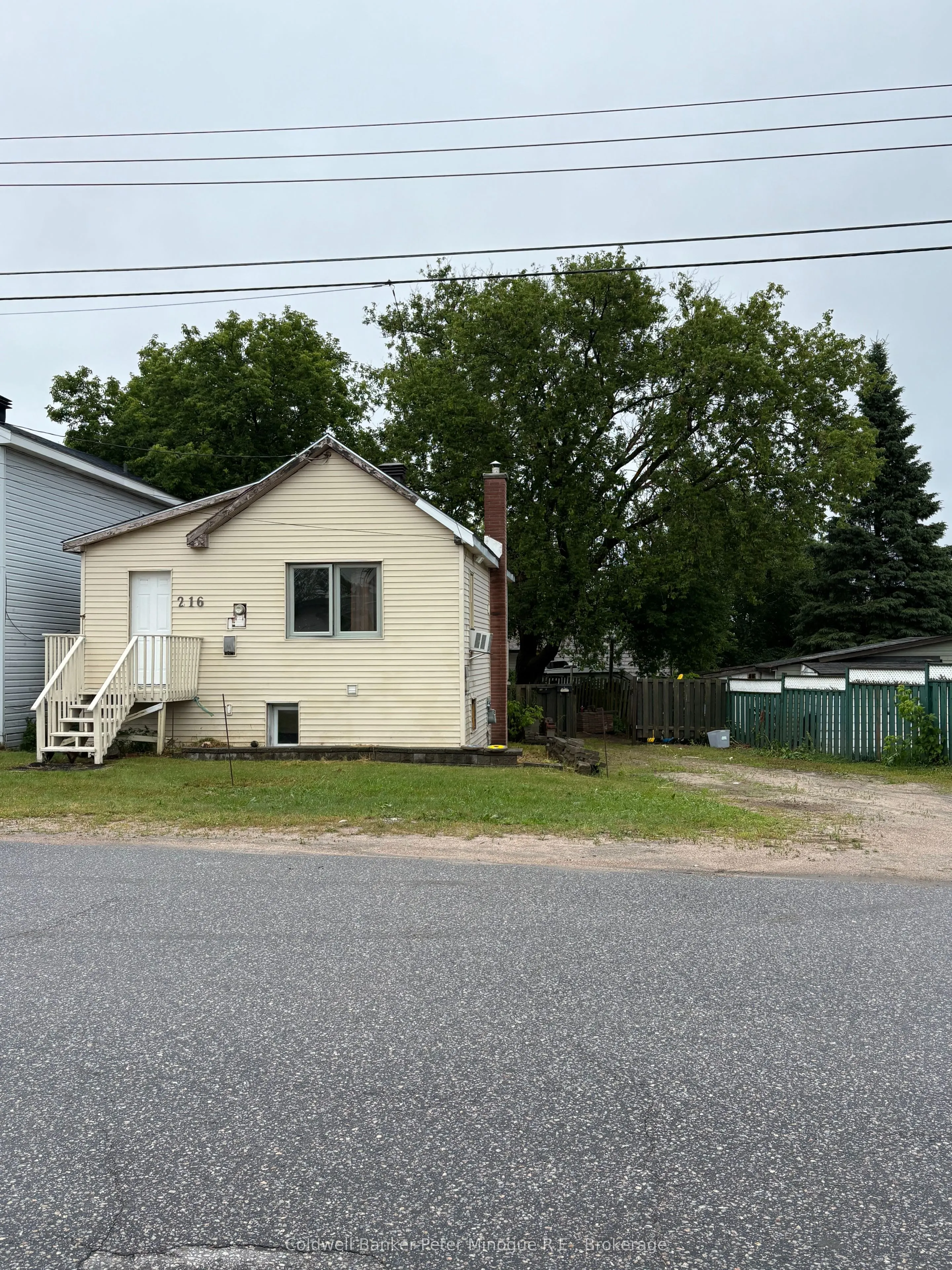 216 Highland Road