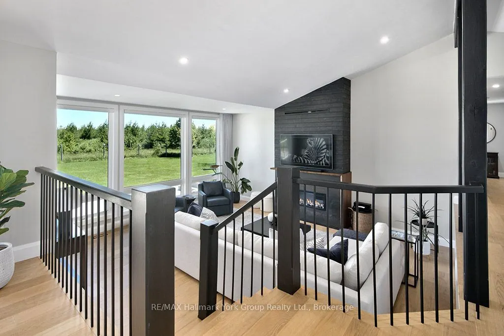 125 Mountain Road