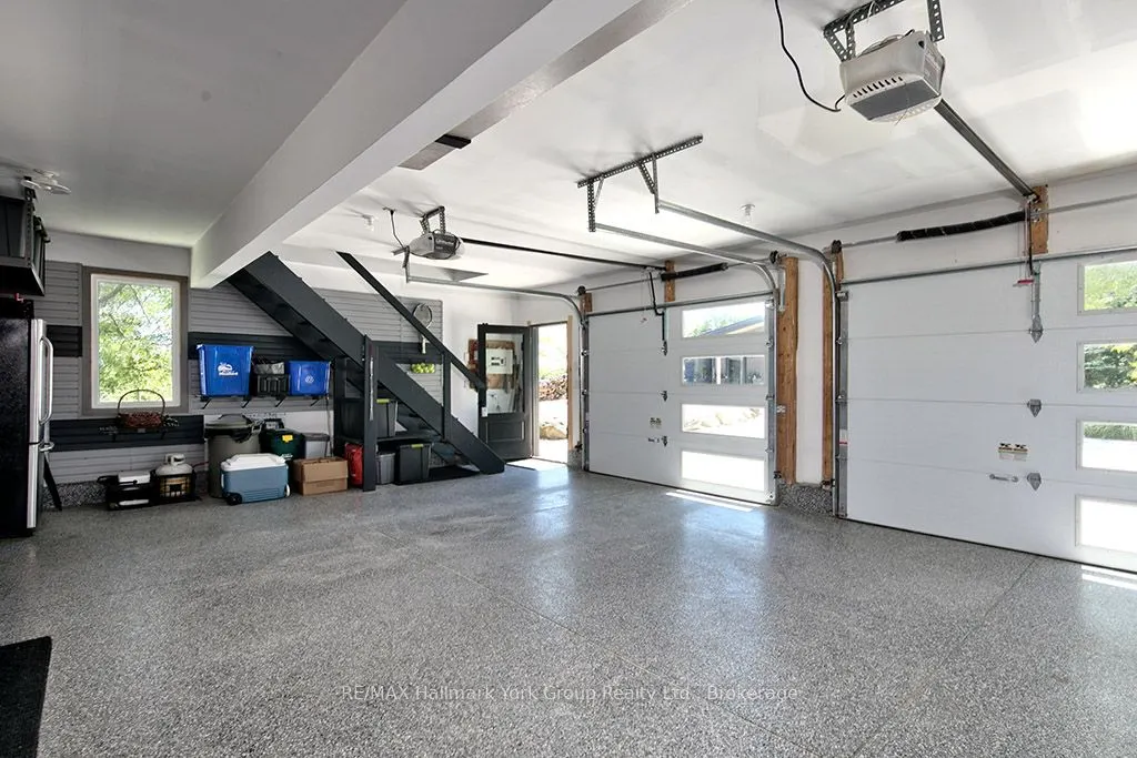 125 Mountain Road