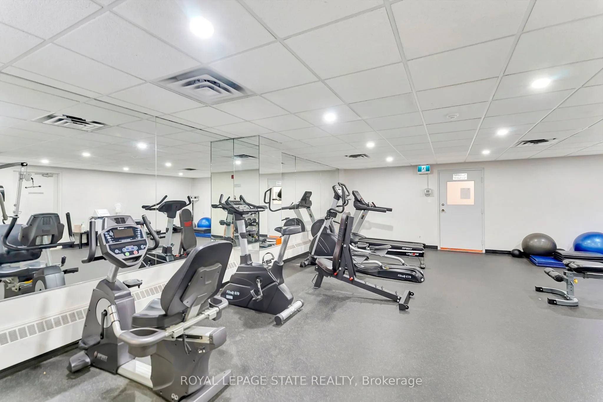 120 Duke Street, #1401