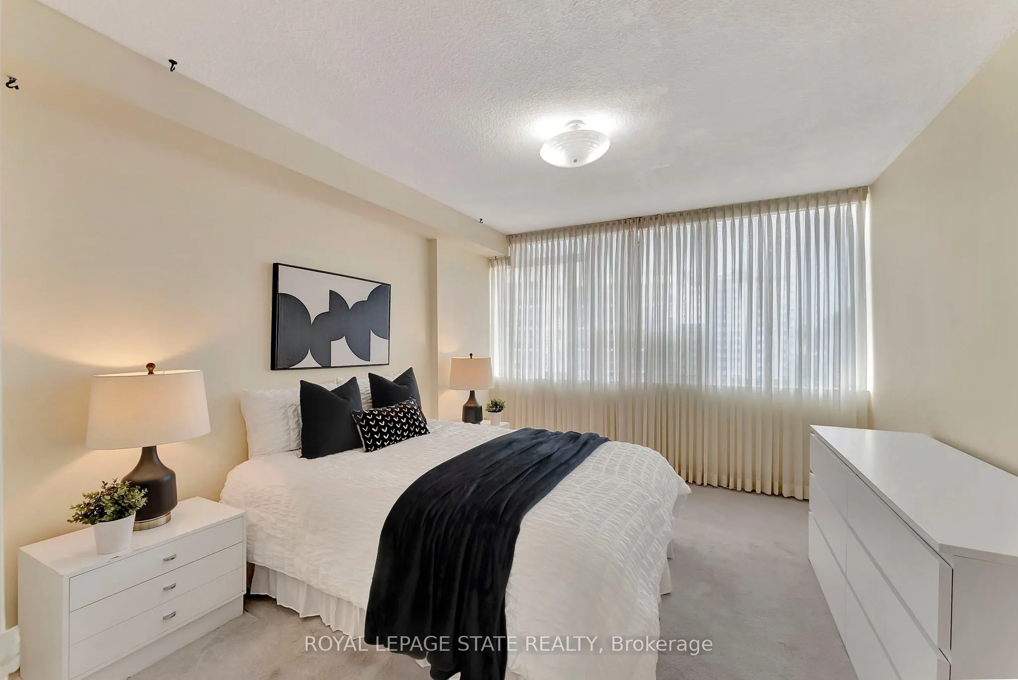 120 Duke Street, #1401