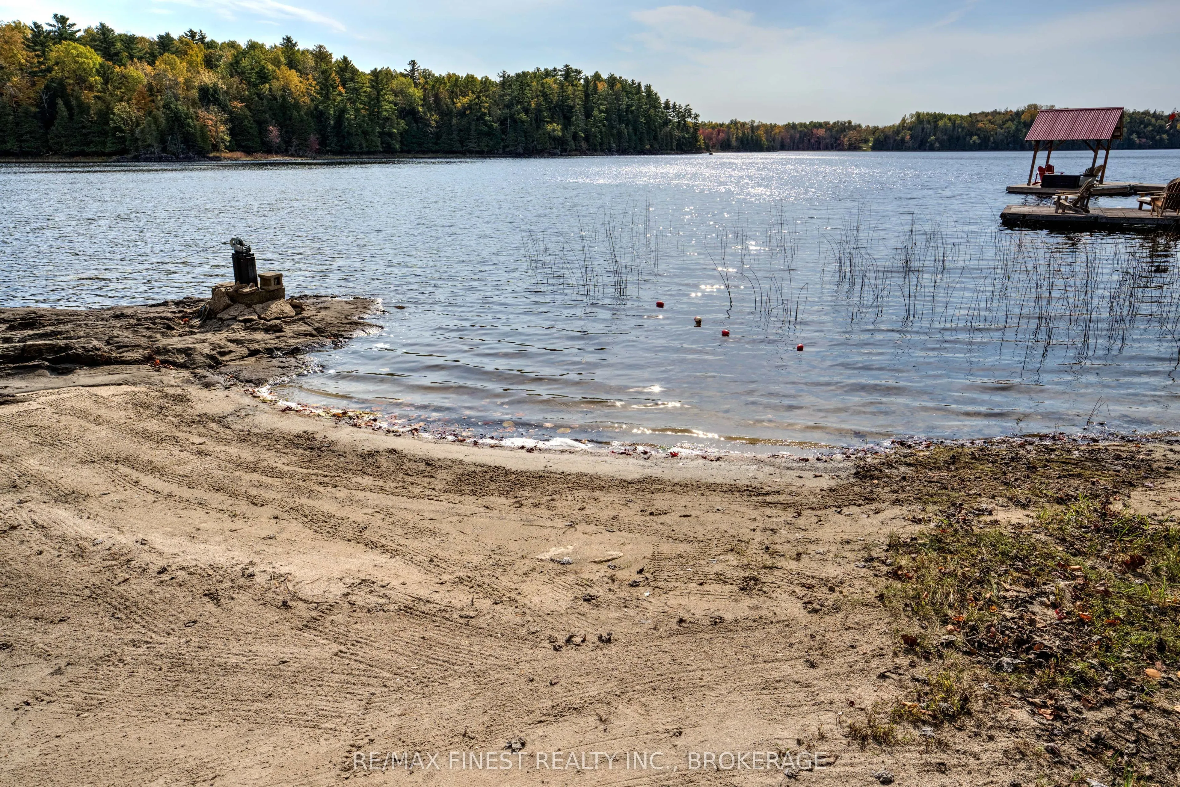1126 Fisherman Cove