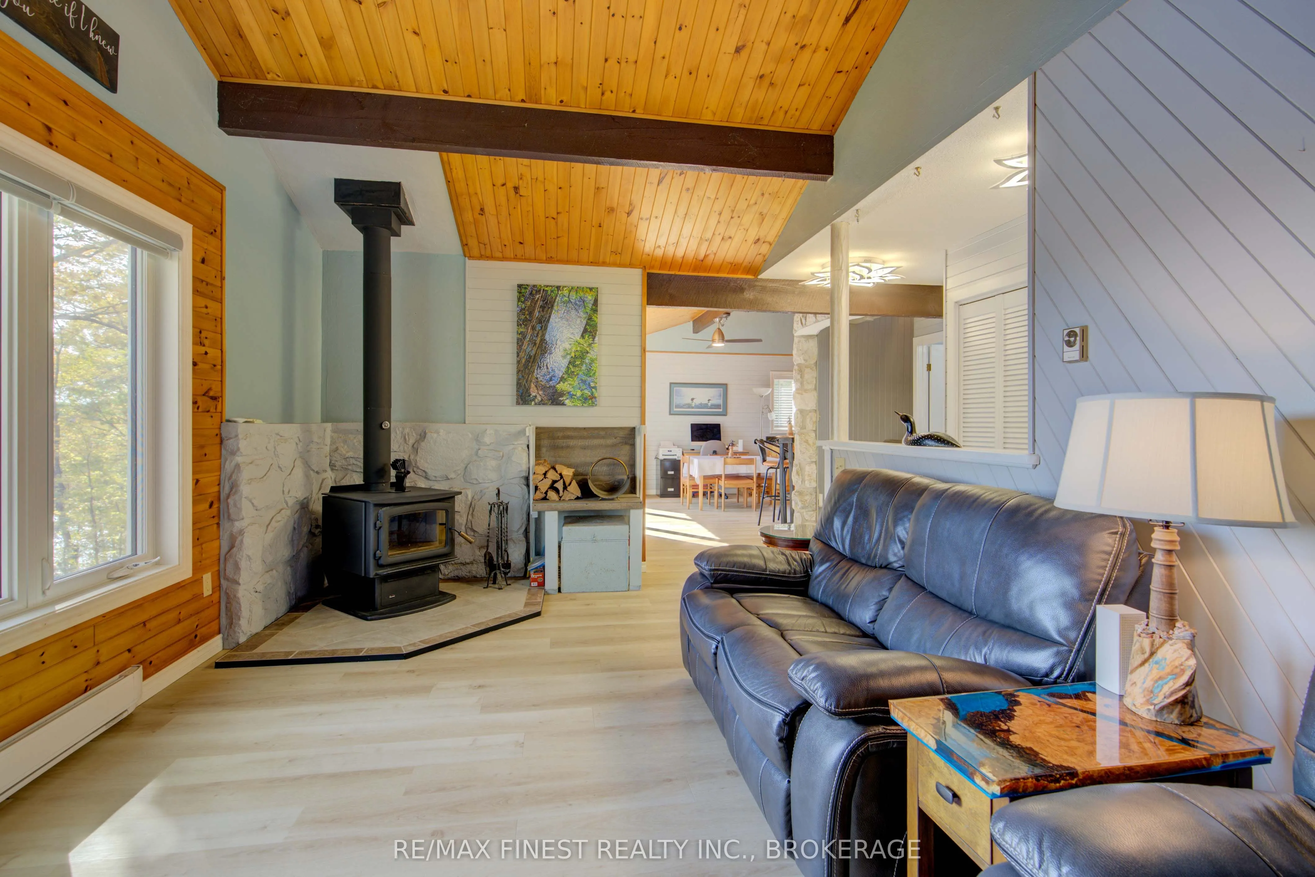 1126 Fisherman Cove
