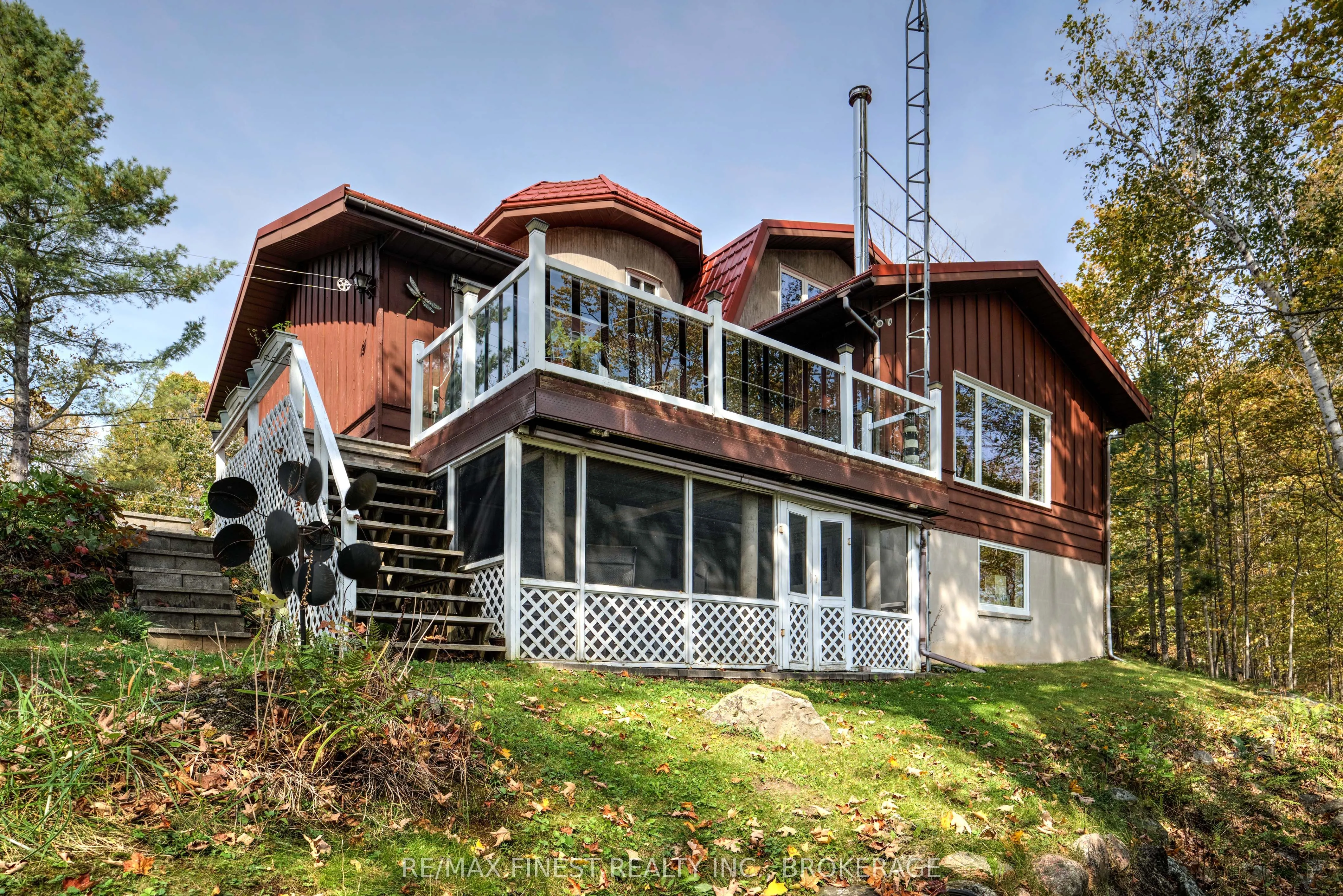 1126 Fisherman Cove