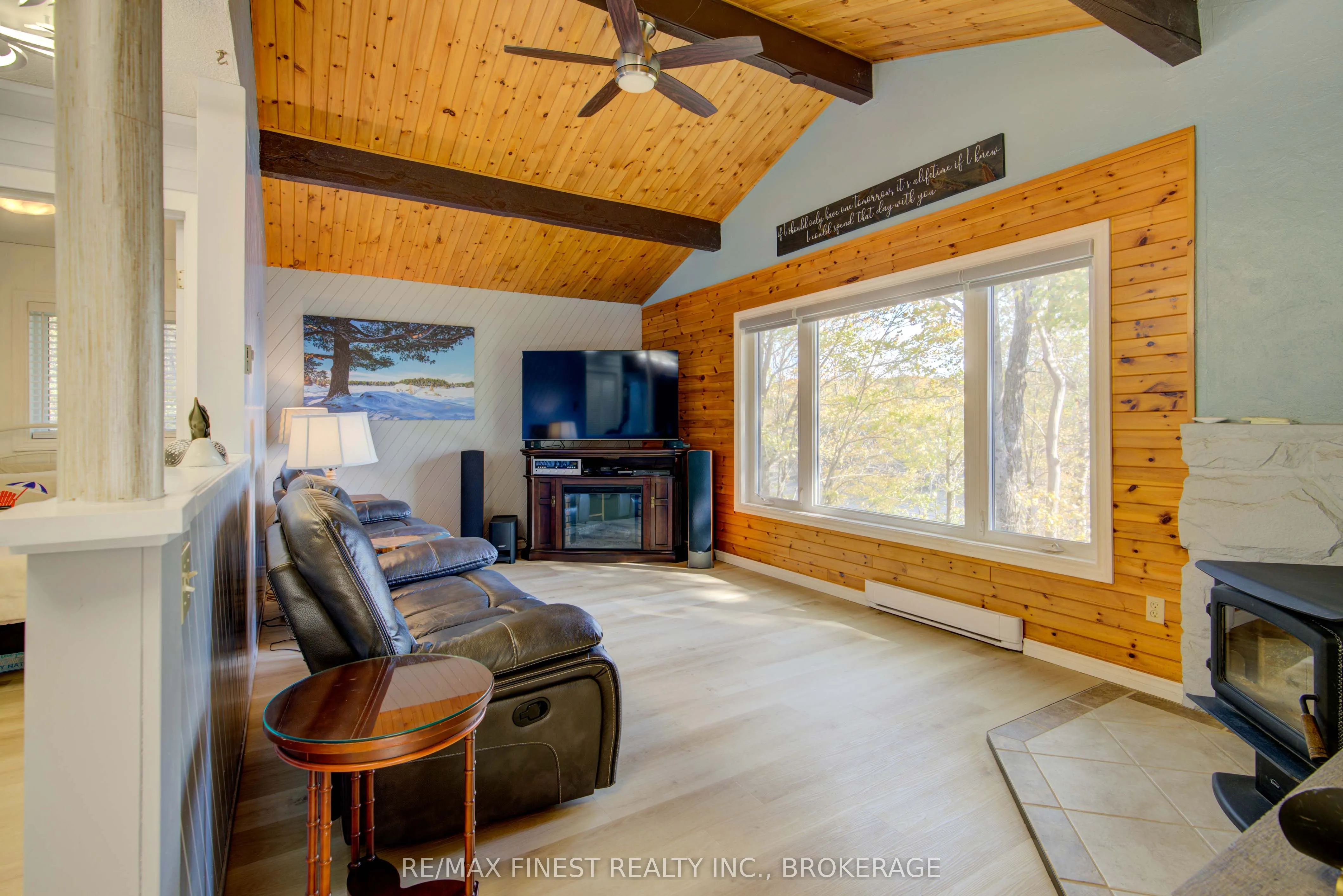 1126 Fisherman Cove