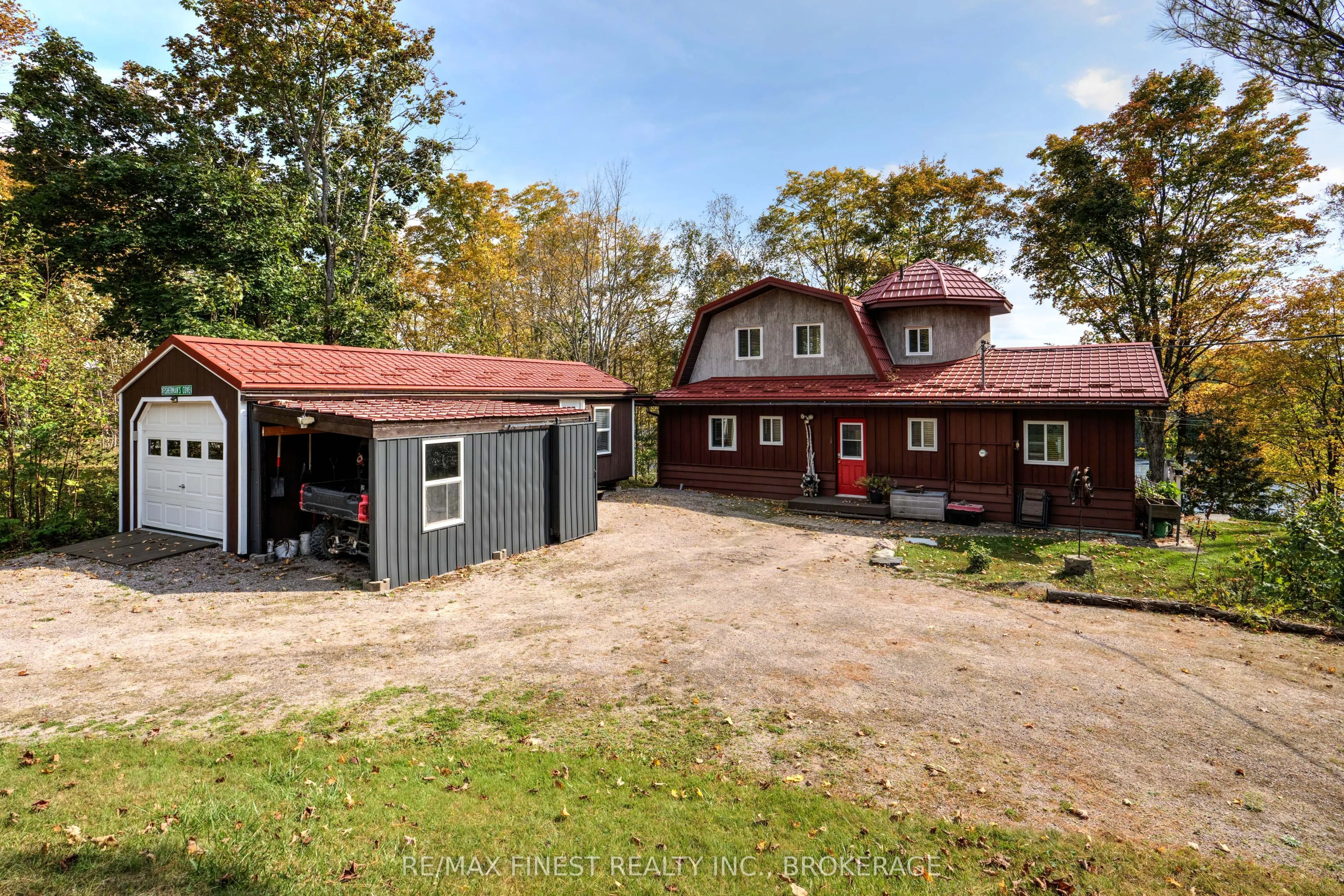 1126 Fisherman Cove