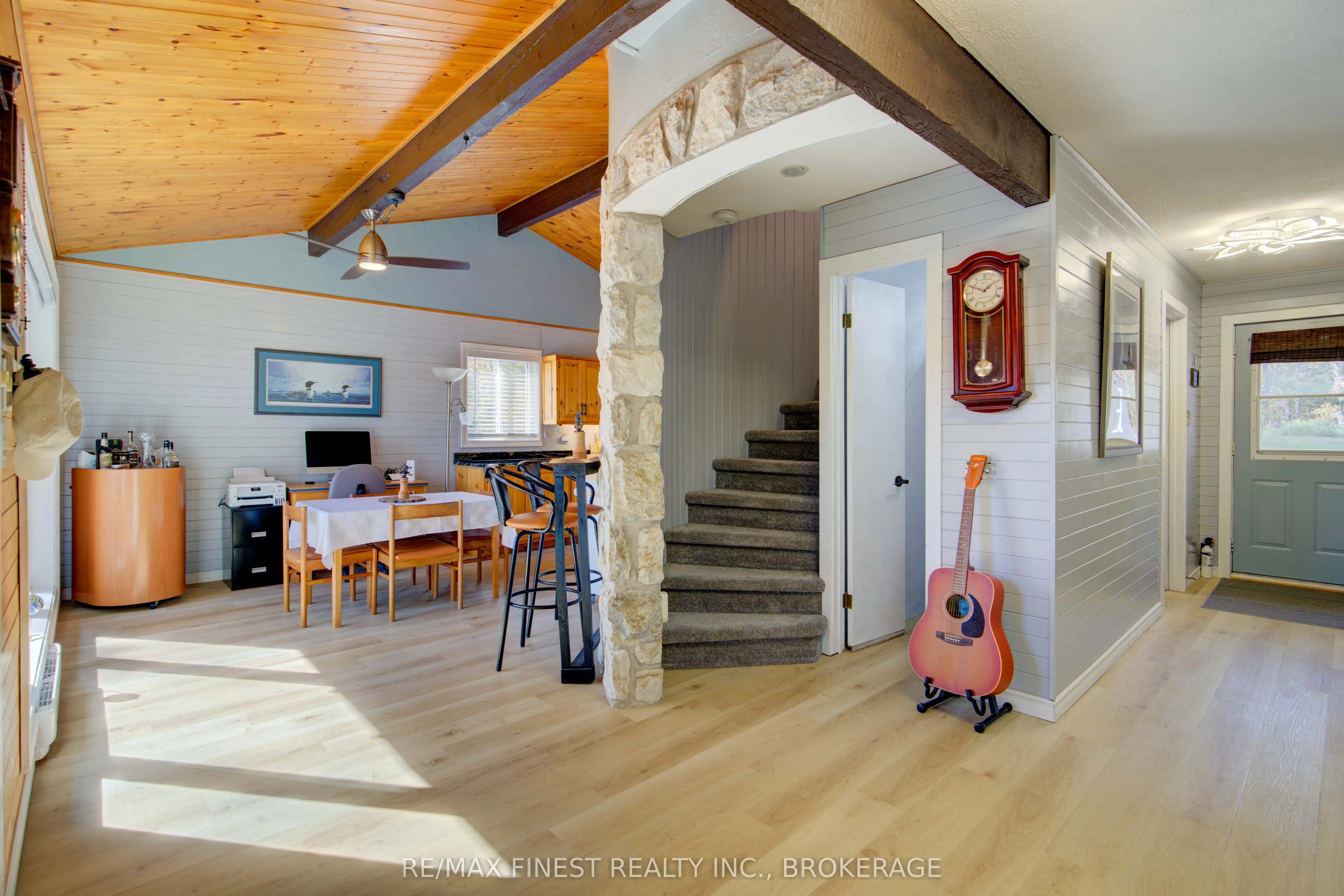1126 Fisherman Cove