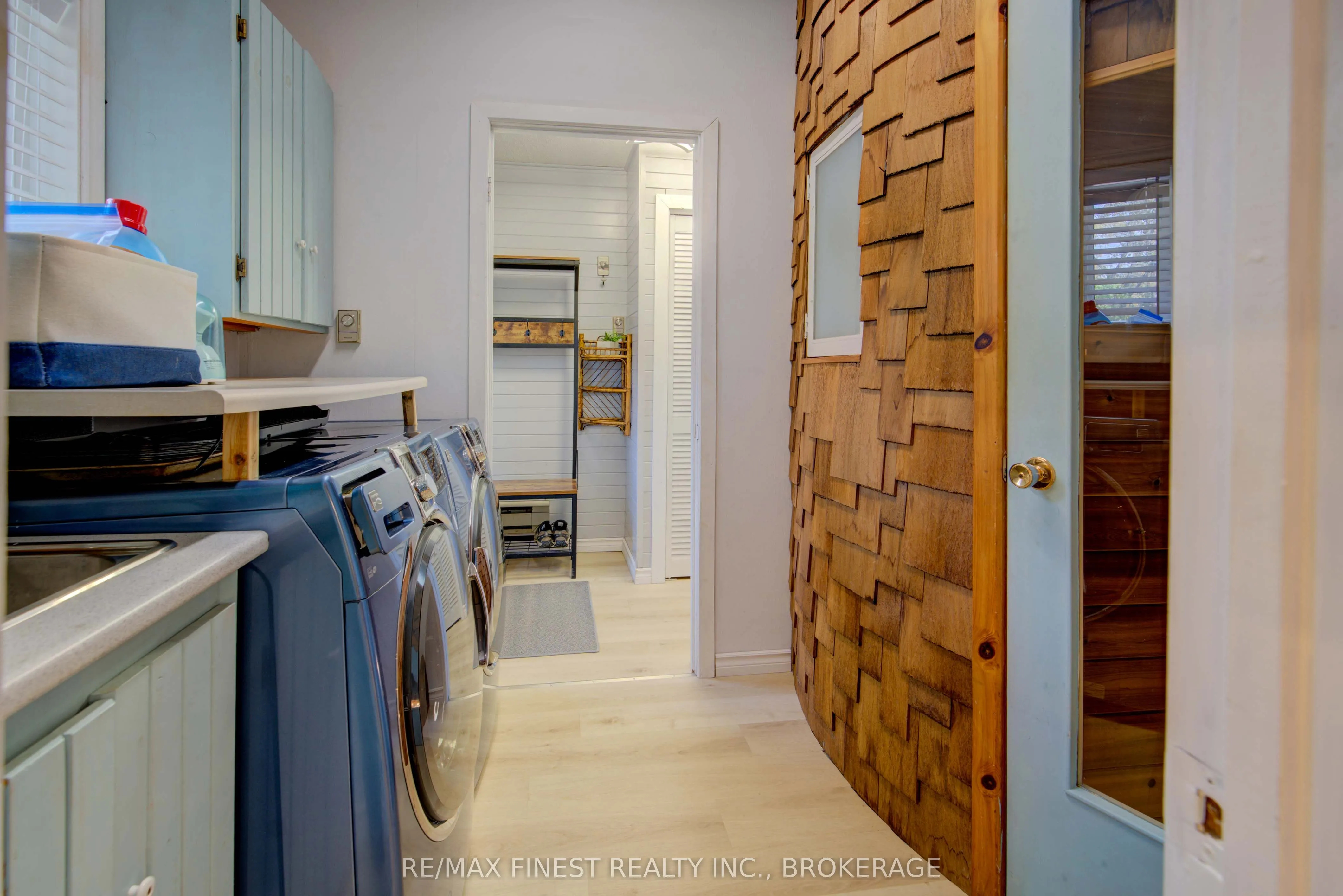 1126 Fisherman Cove