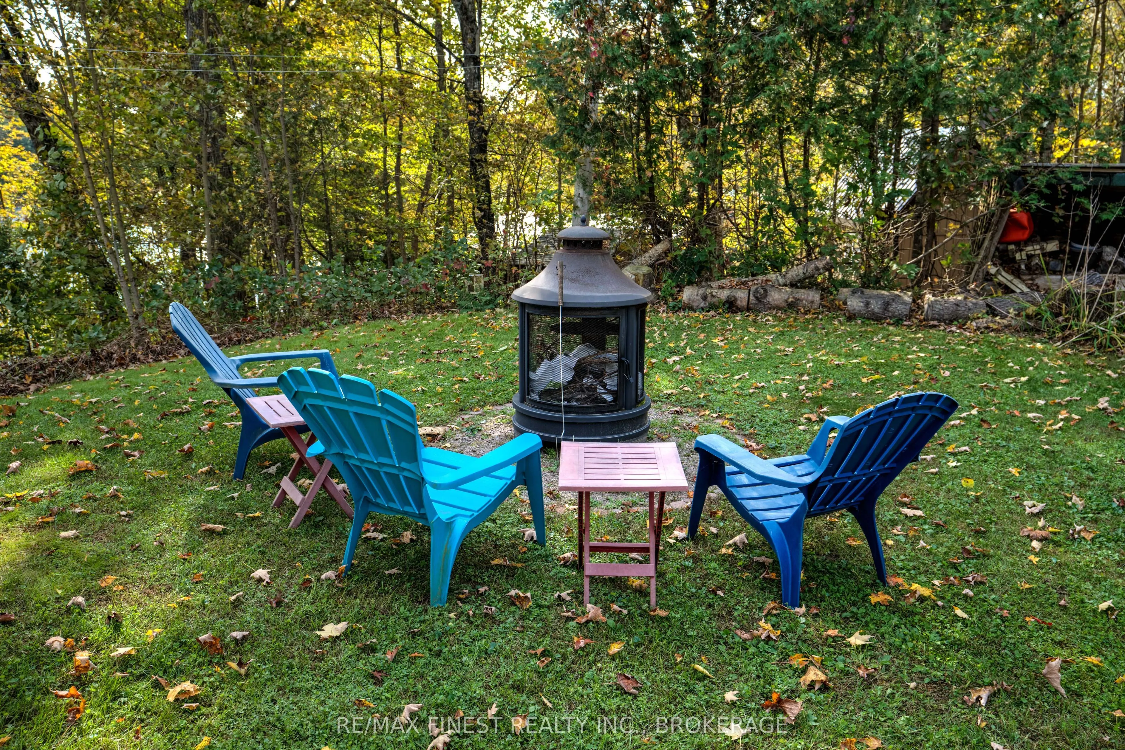 1126 Fisherman Cove