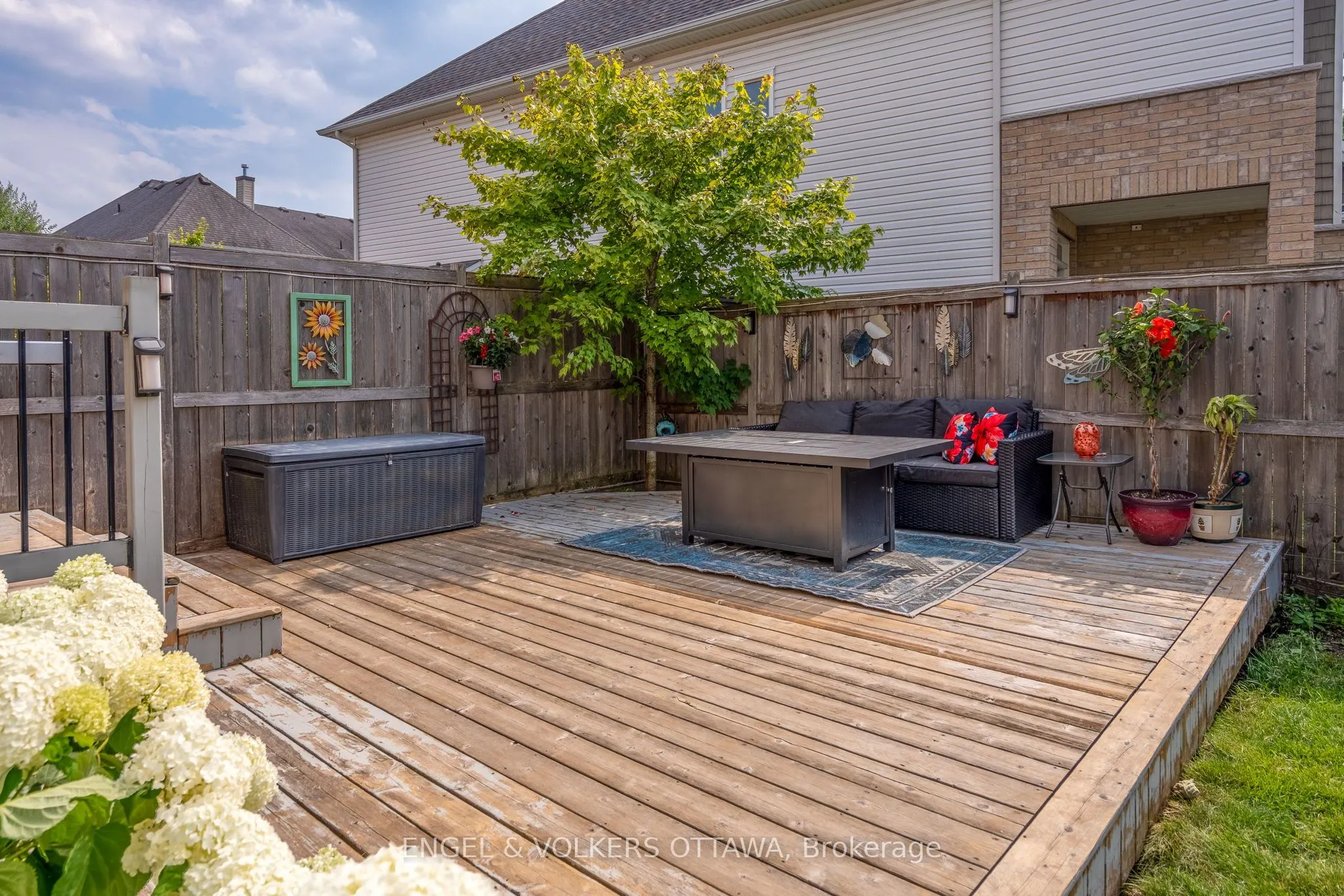 641 Willowmere Way