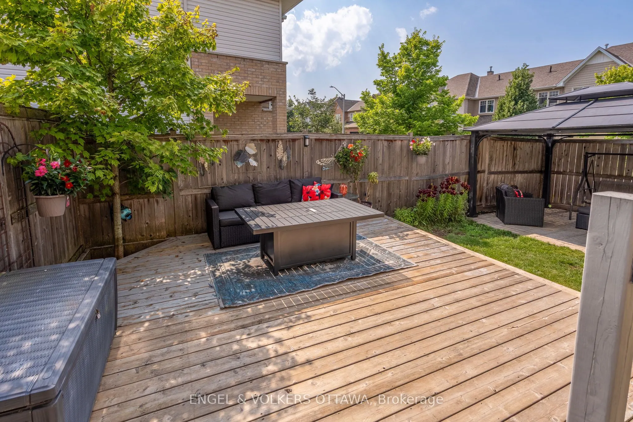 641 Willowmere Way