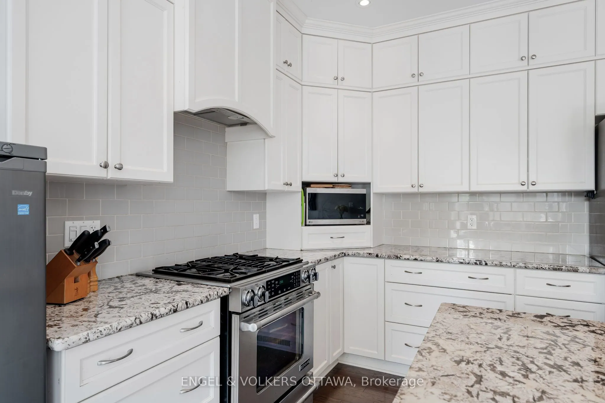 641 Willowmere Way
