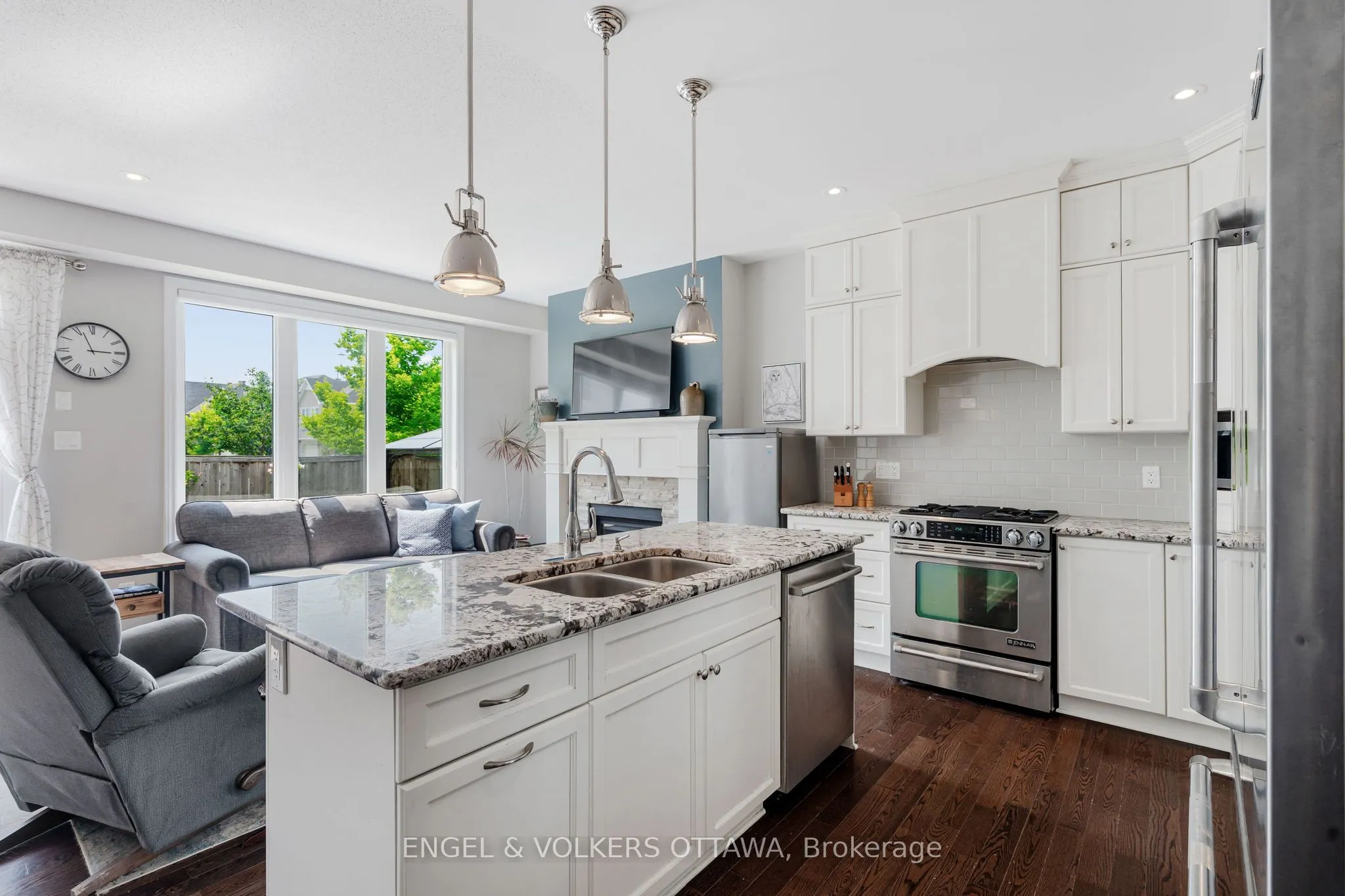 641 Willowmere Way