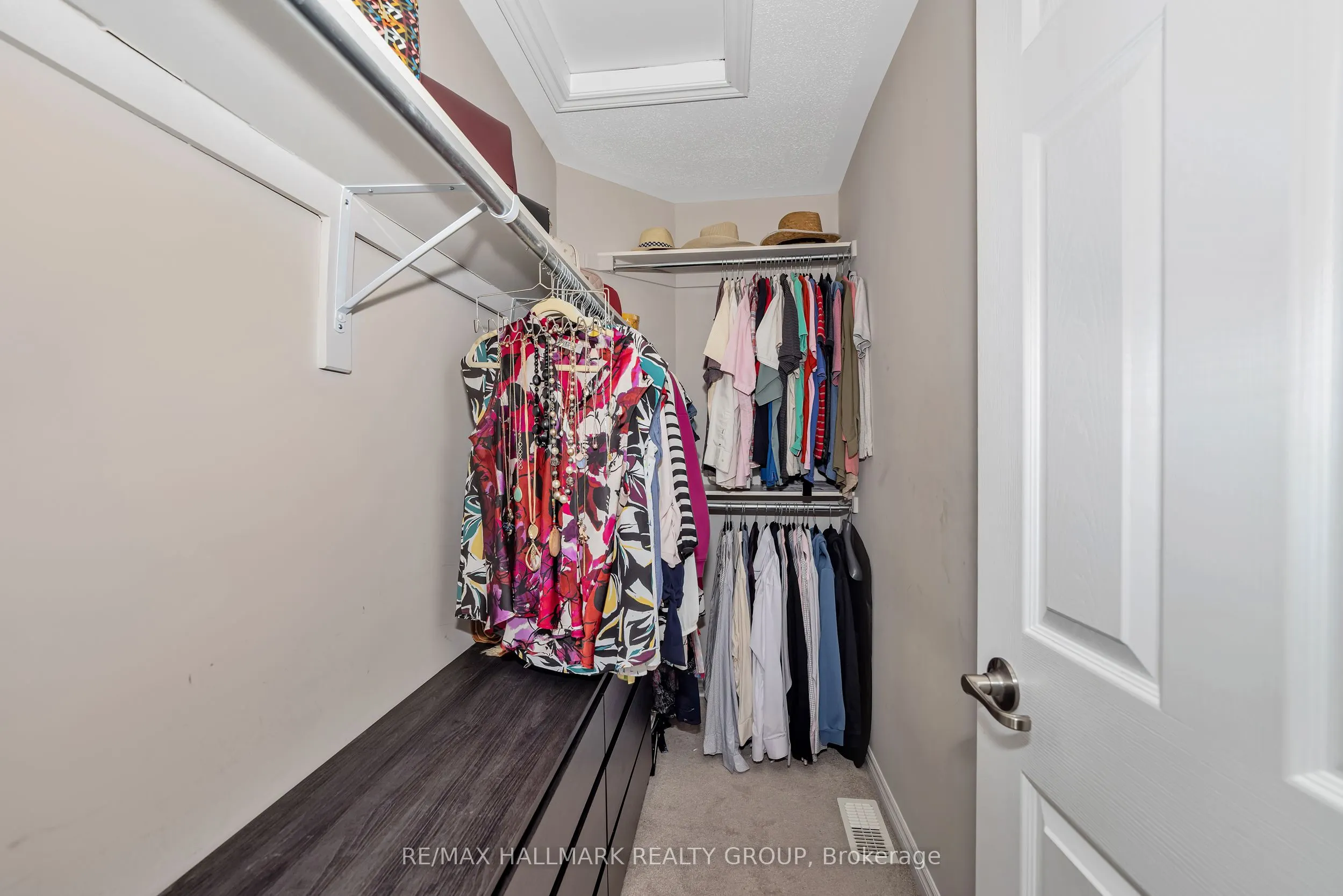 334 ASTELIA Crescent